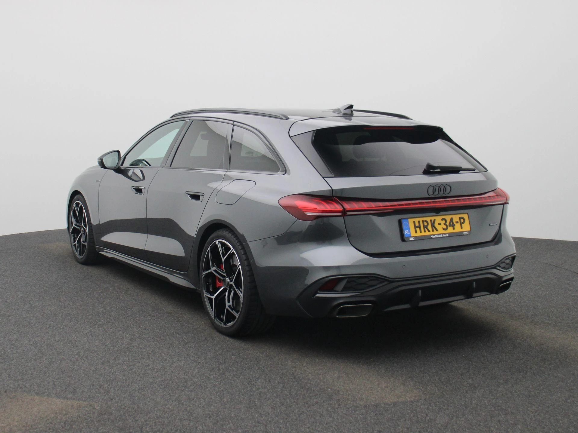 Audi A5 met kenteken 22100 – autofoto 4