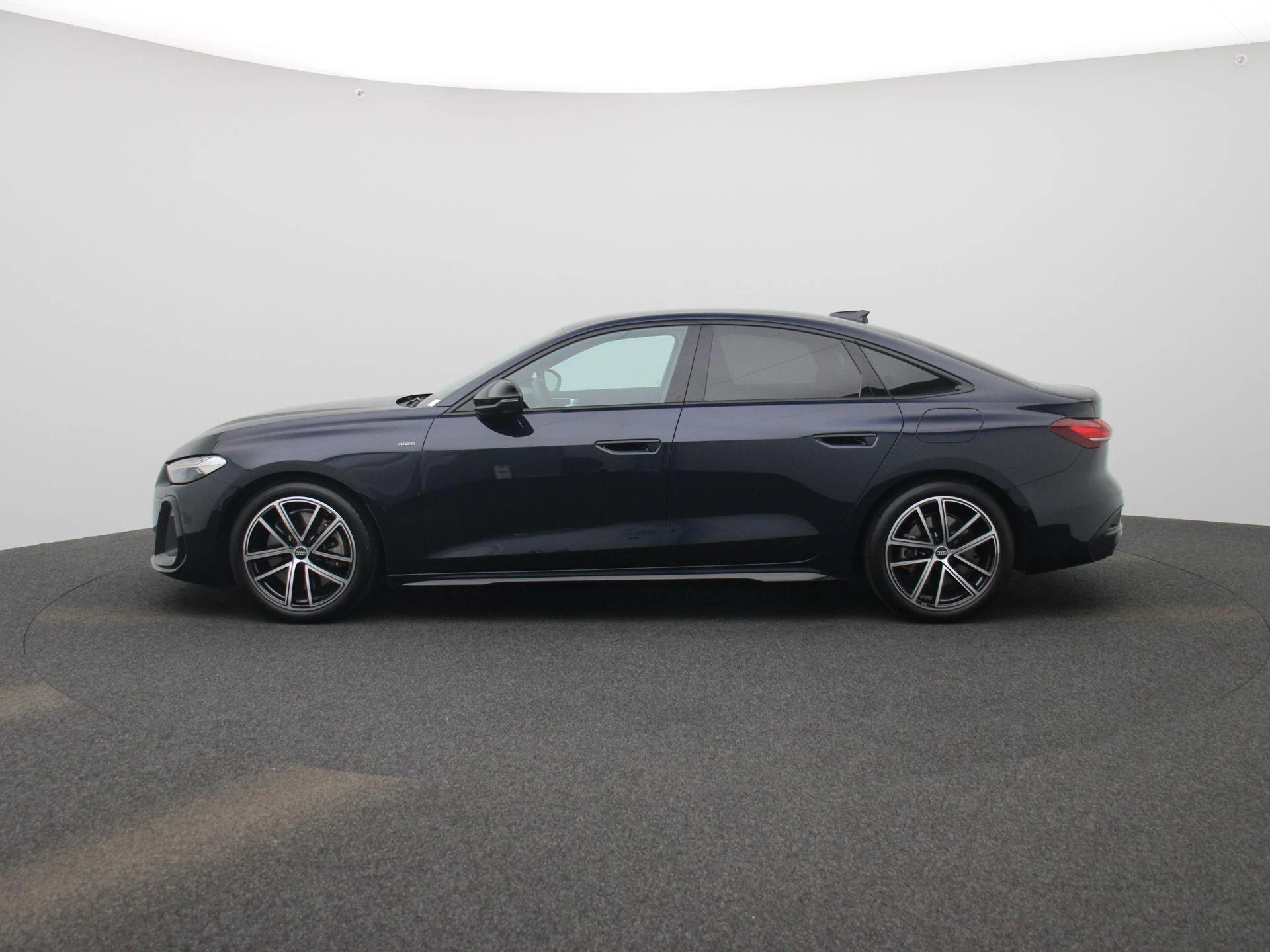 Audi A5 met kenteken 20100 – autofoto 5