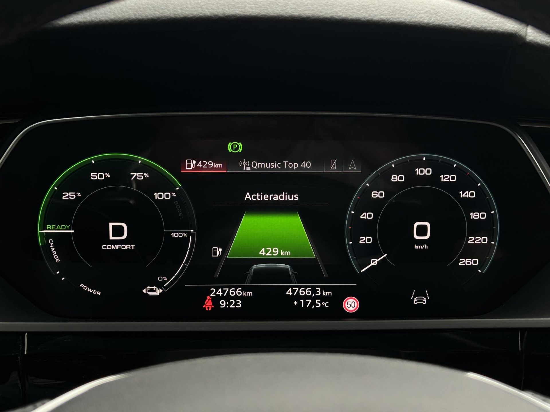 Audi e-tron met kenteken R-578-ZF – detailfoto