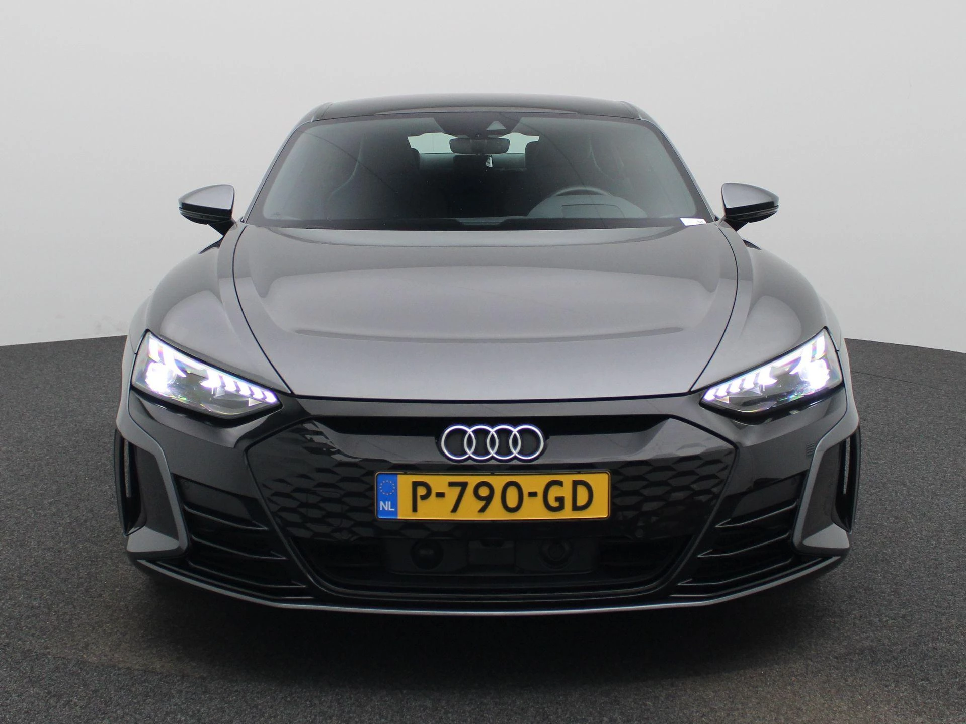Audi e-tronGT – autofoto 3
