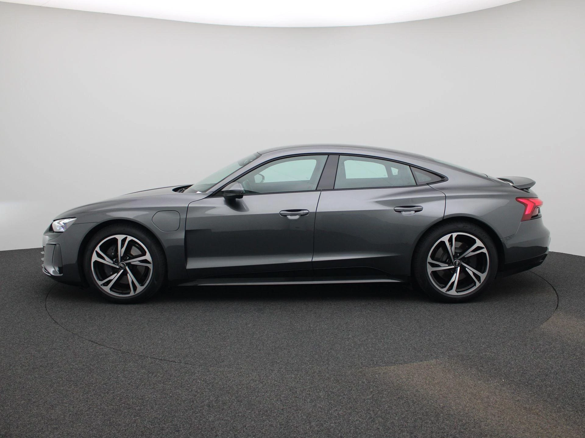Audi e-tronGT – autofoto 5
