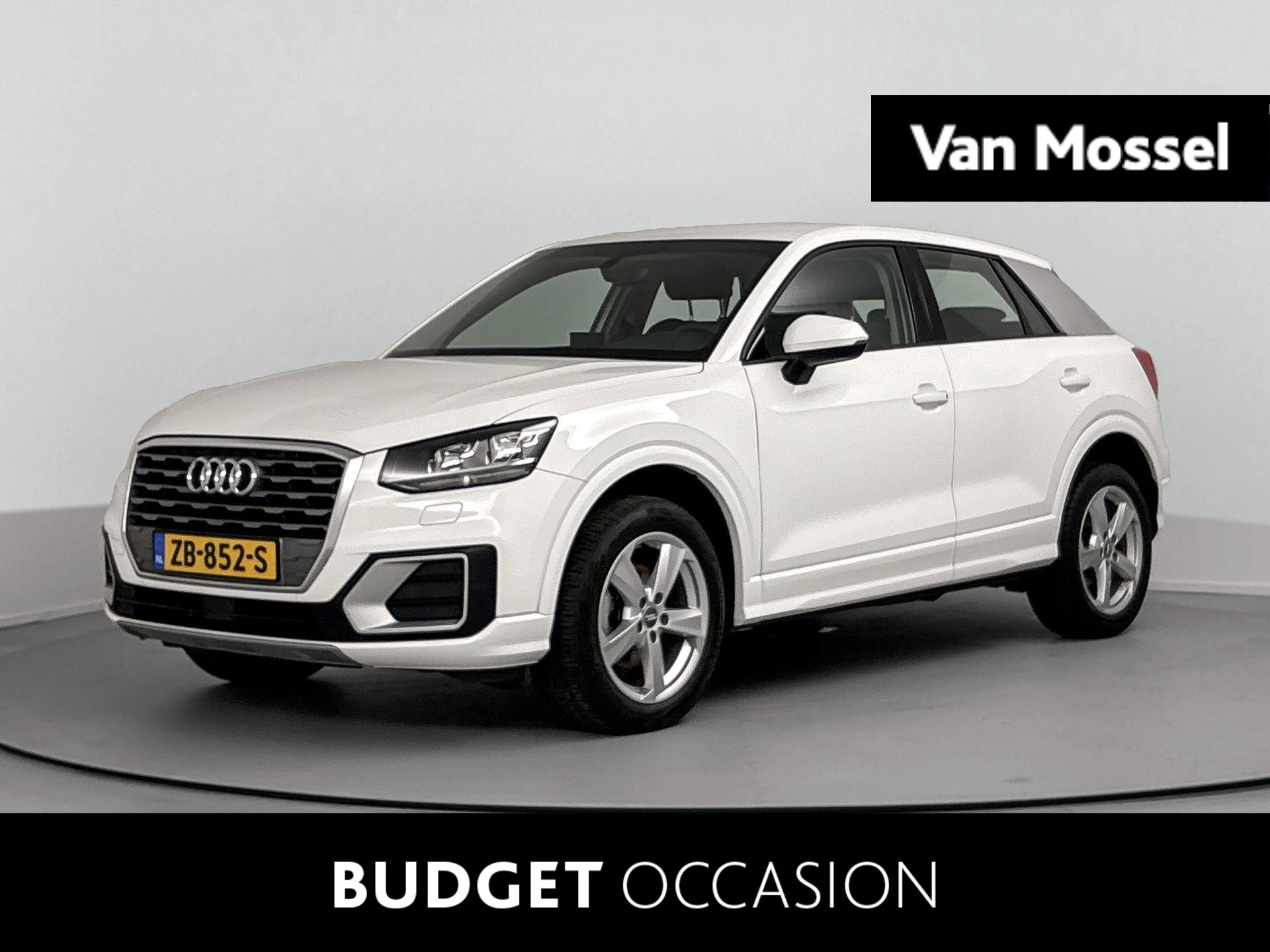 Audi Q2 met kenteken 64100 – autofoto 2