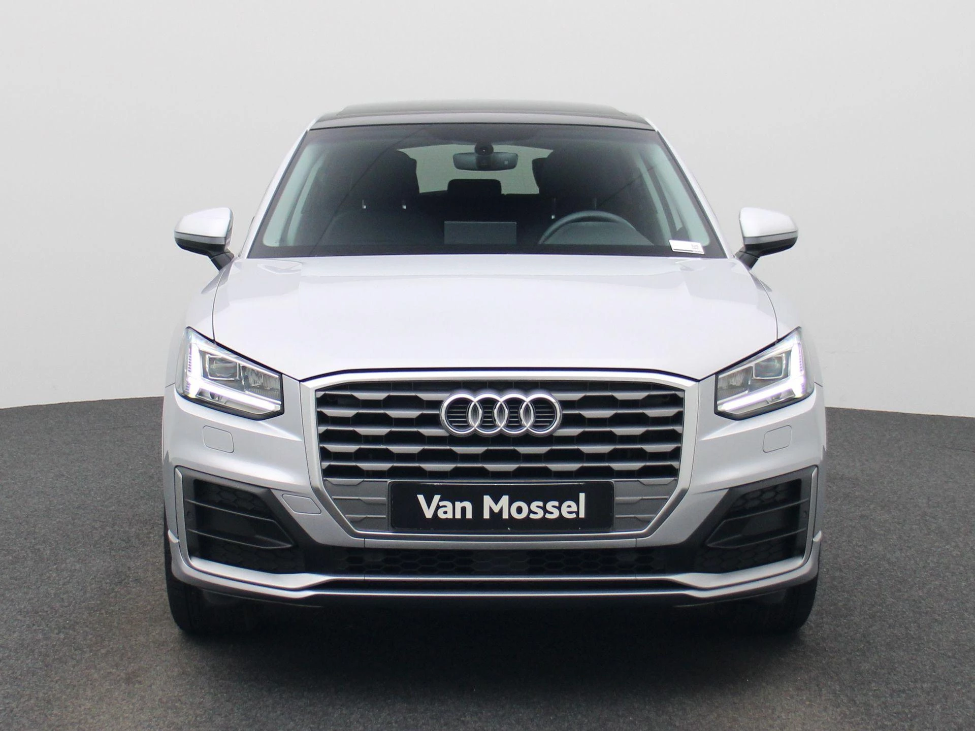 Audi Q2 met kenteken 44100 – autofoto 2
