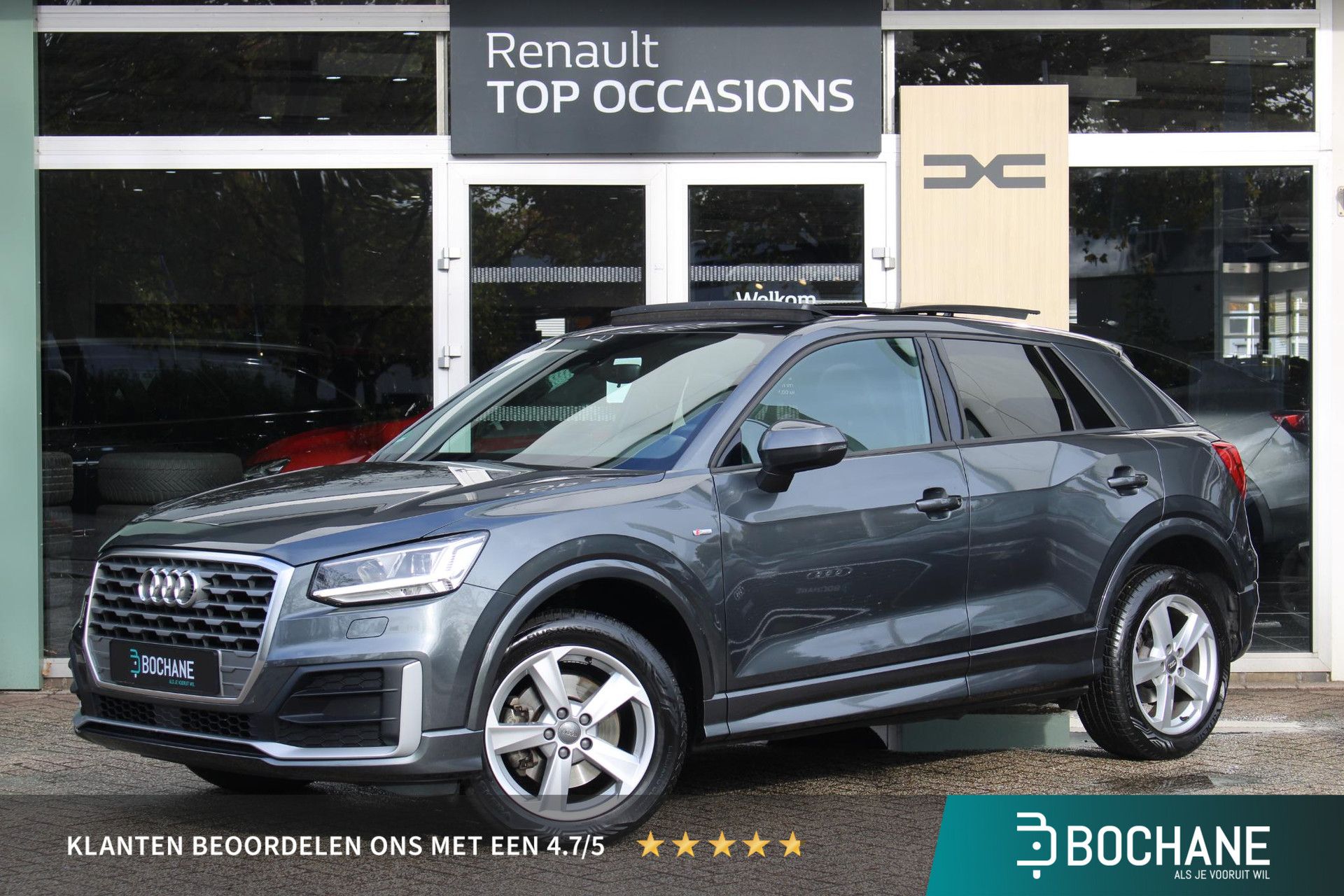 Audi Q2 met kenteken TZ-321-P – vooraanzicht