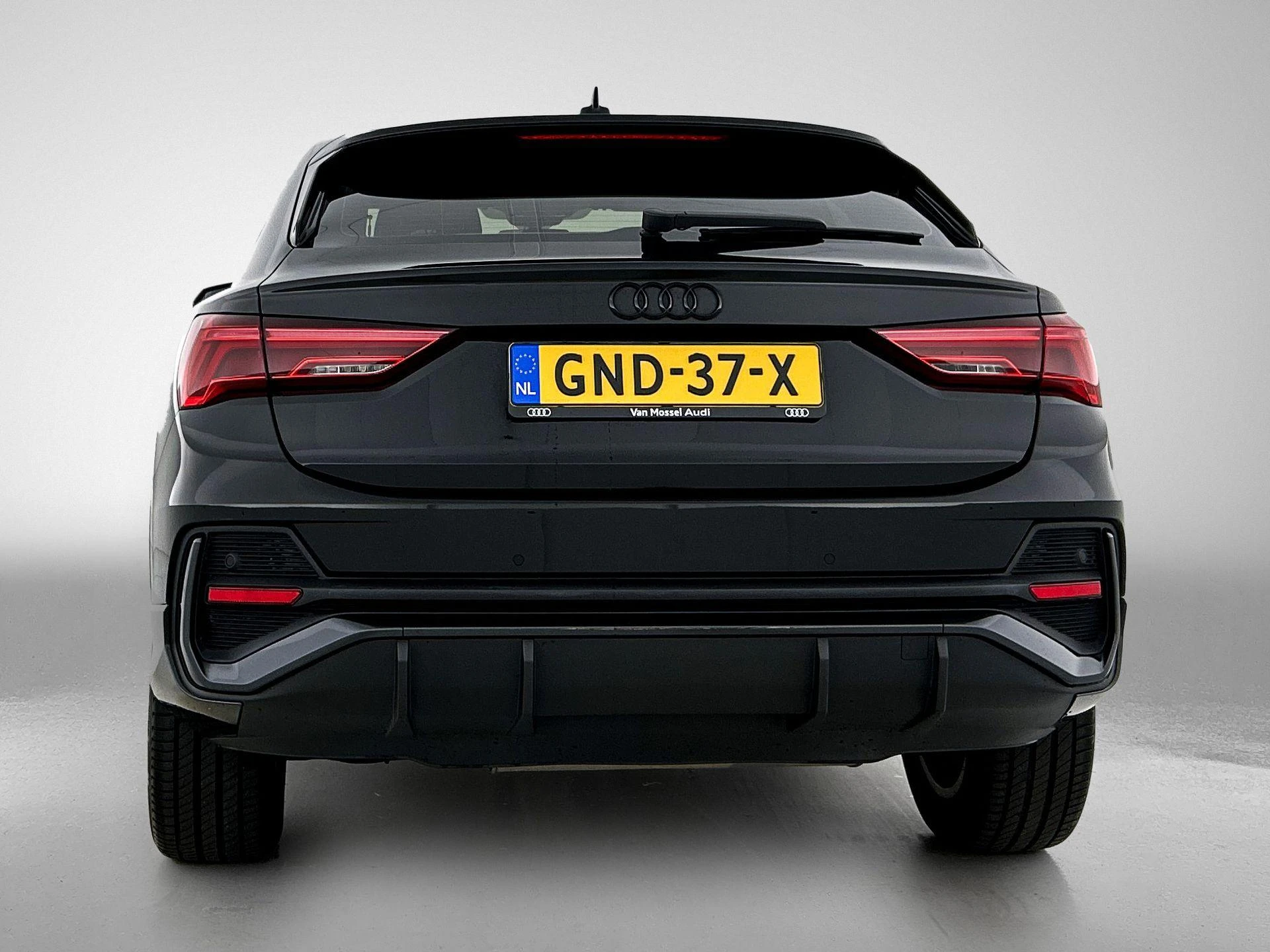 Audi Q3 met kenteken GND-37-X – autofoto 5