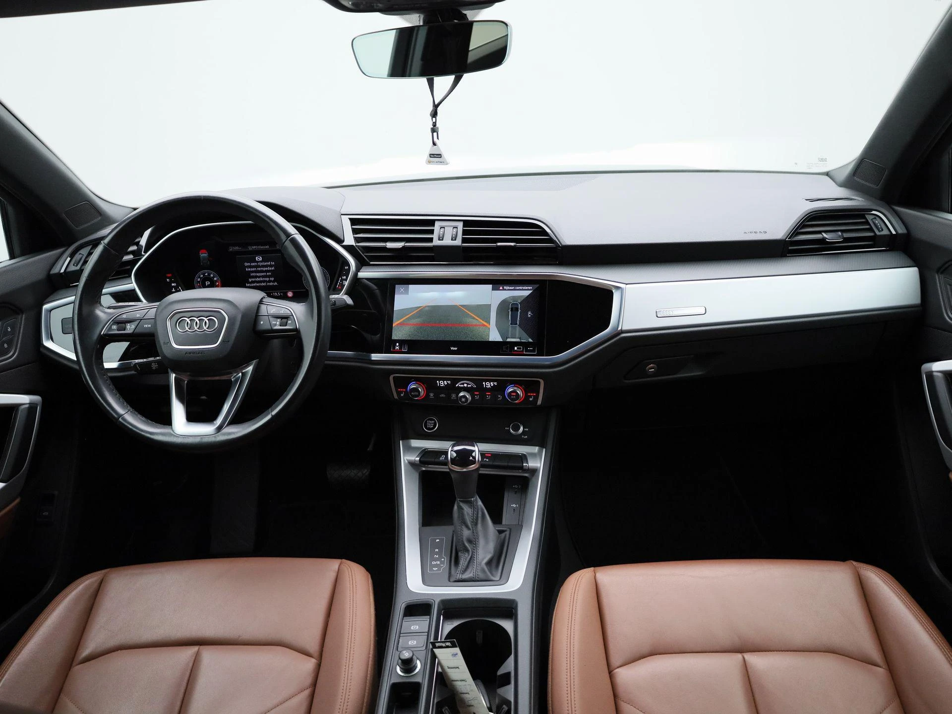 Audi Q3 met kenteken KPZ-28-F – autofoto 4