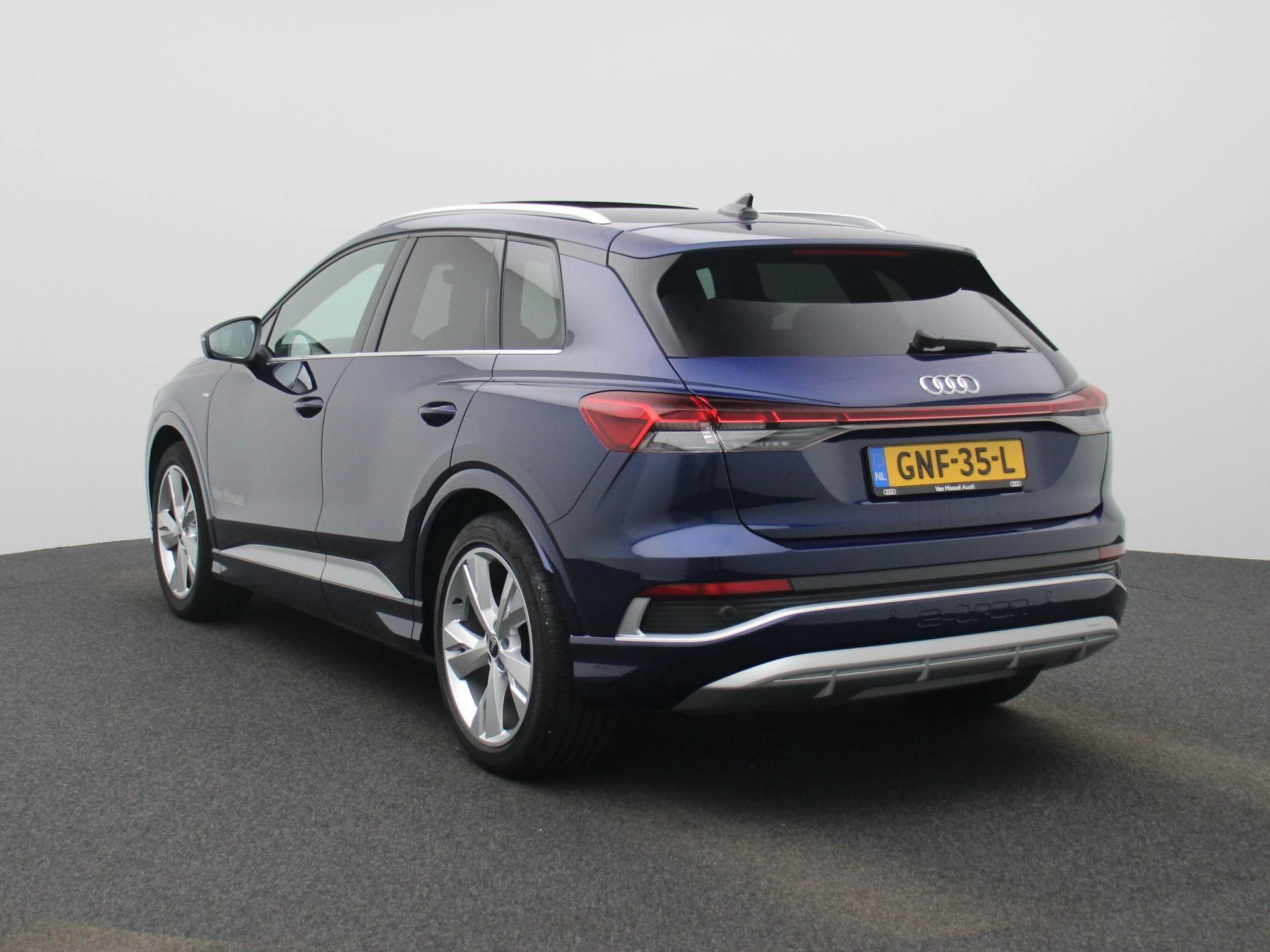 Audi Q4 e-tron – autofoto 4