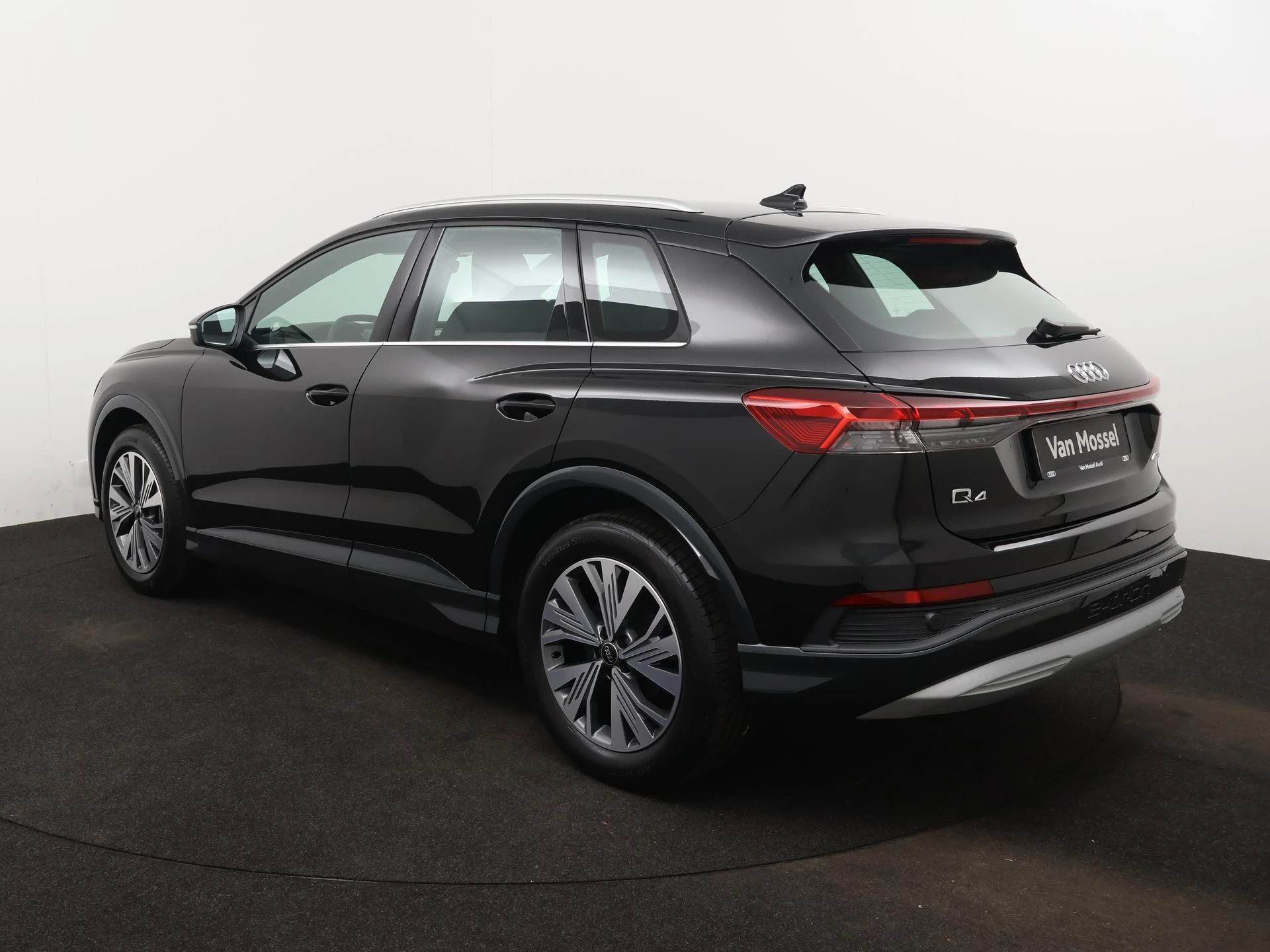 Audi Q4 e-tron – autofoto 5