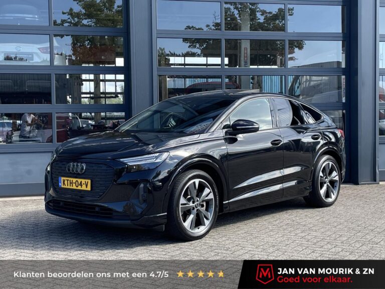 Audi Q4Sportbacke-tron met kenteken KTH-04-V – vooraanzicht