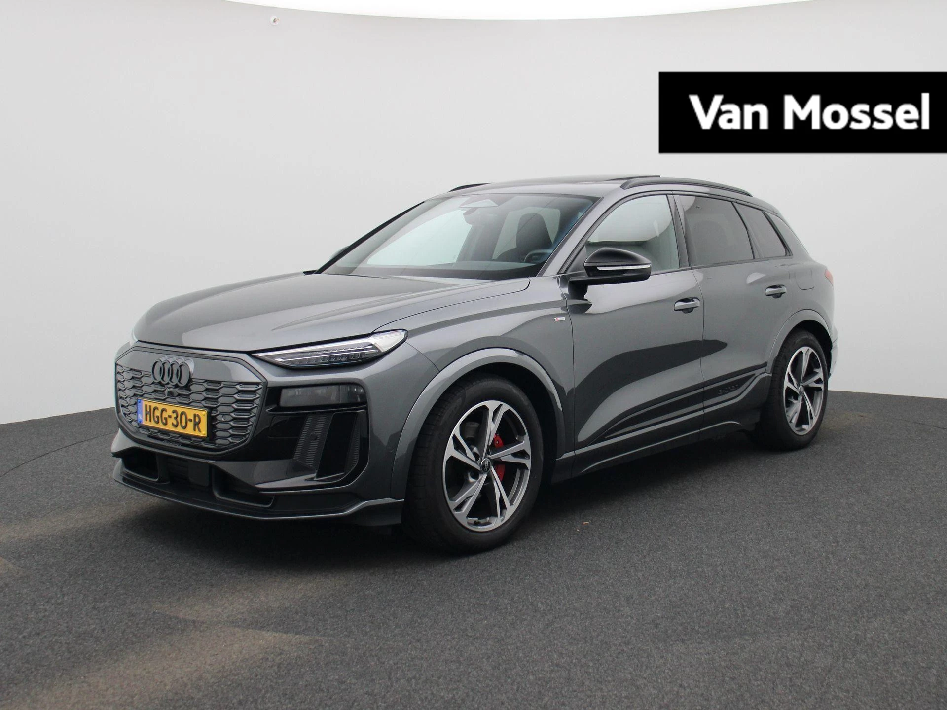 Audi Q6 e-tron – autofoto 2