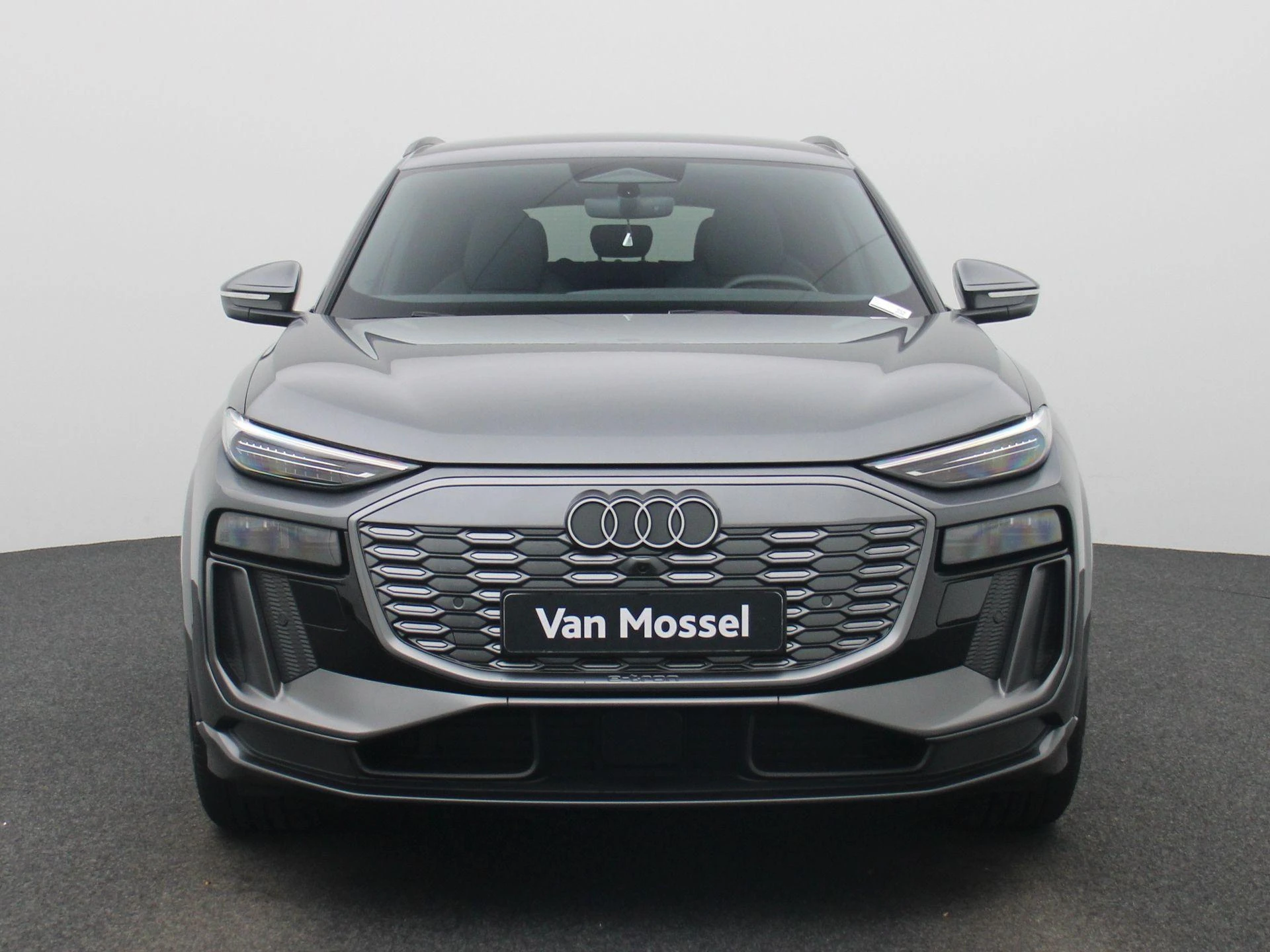 Audi Q6 e-tron – autofoto 3