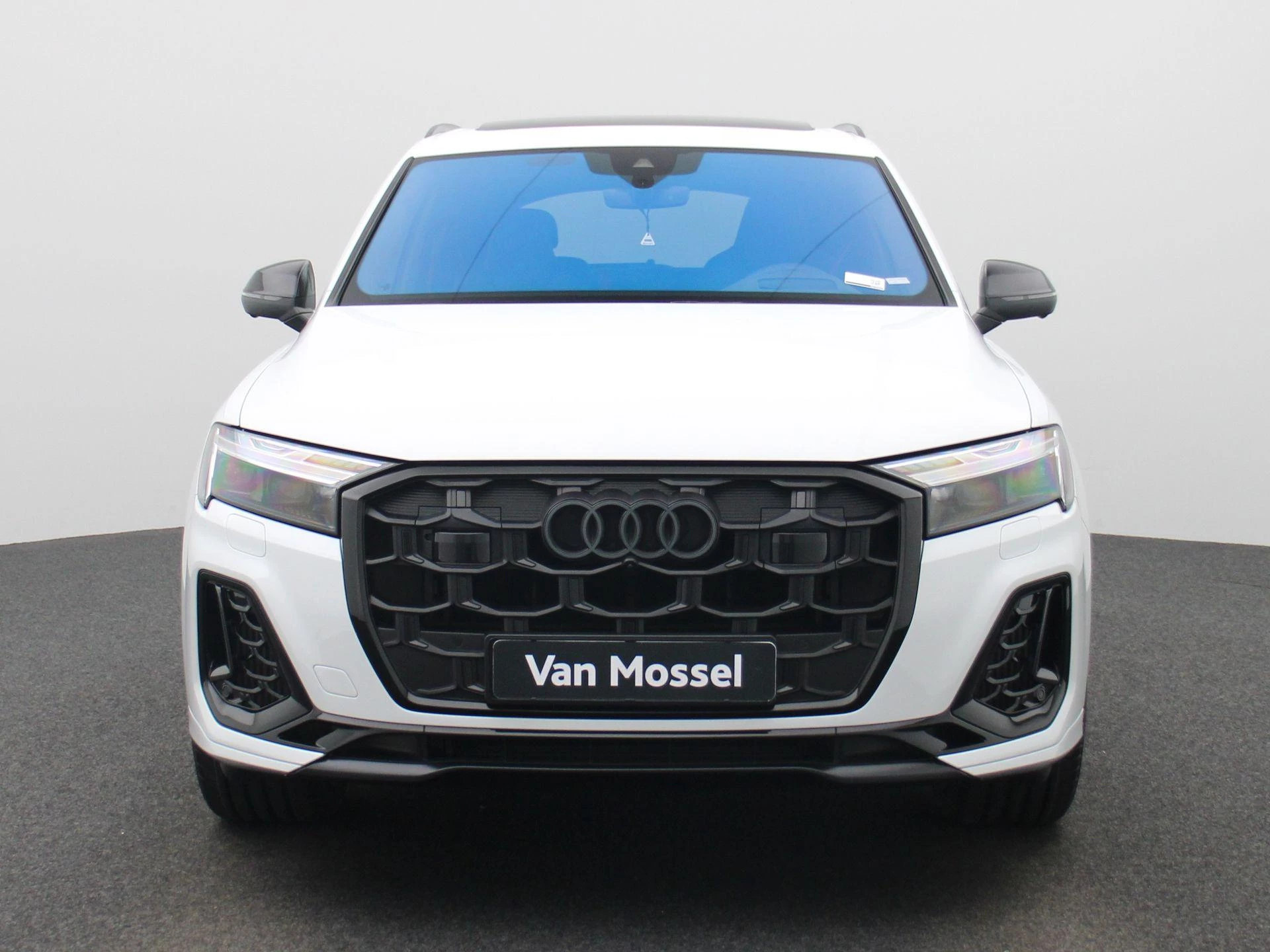 Audi Q7 met kenteken 84 – autofoto 3