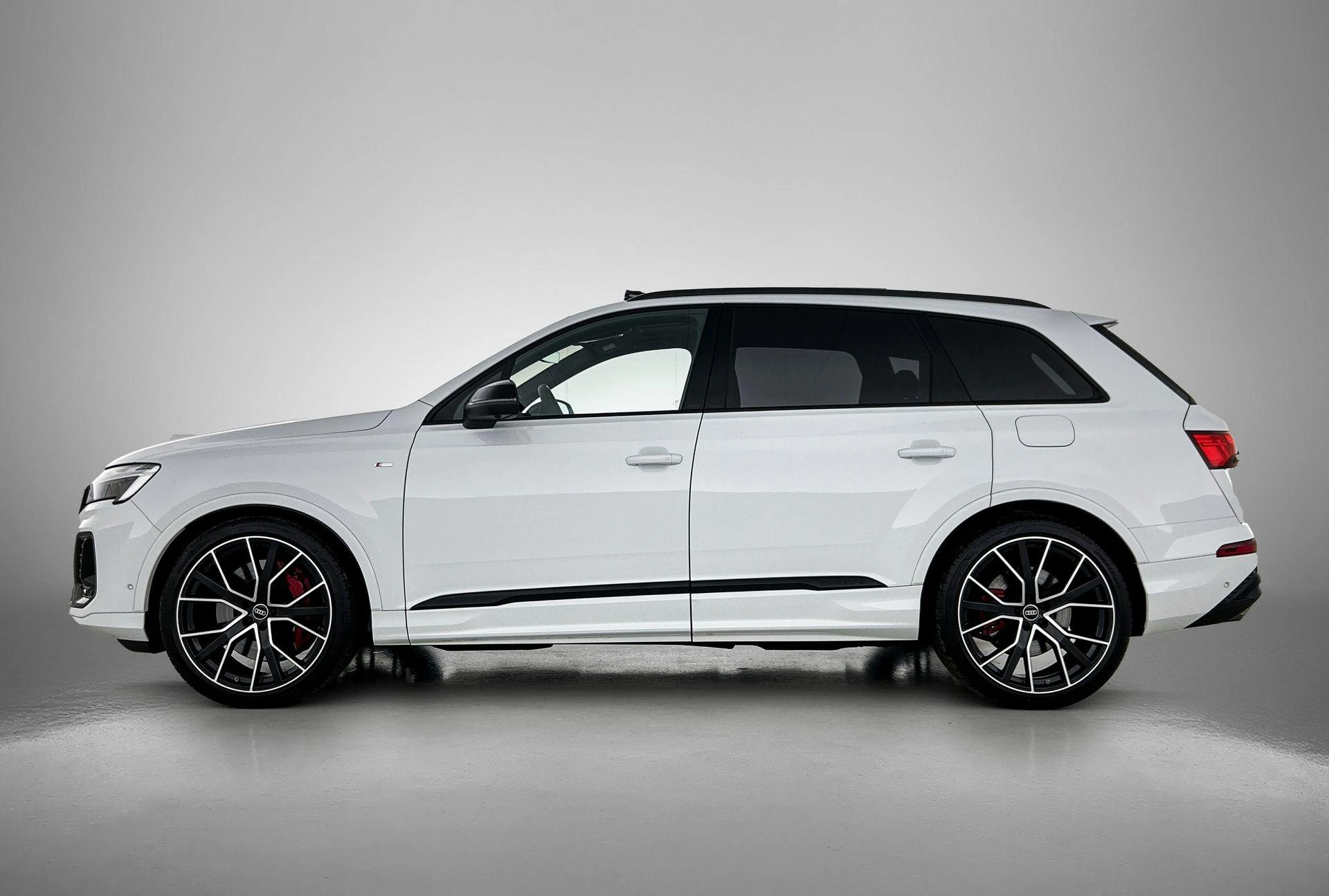 Audi Q7 met kenteken KRZ-11-F – autofoto 5