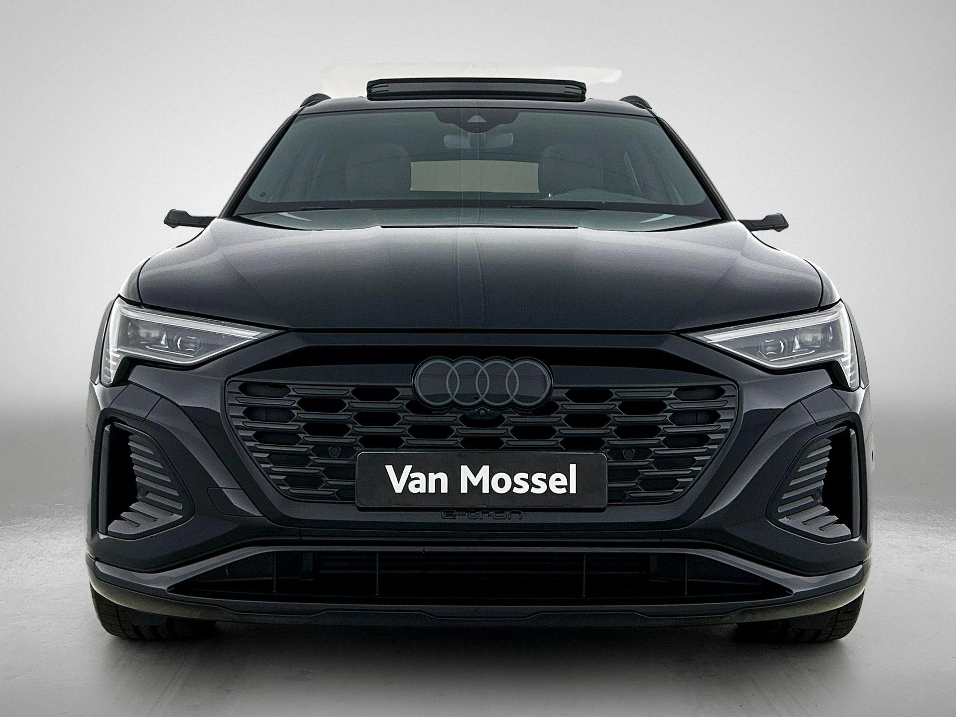 Audi Q8 Sportback – autofoto 4