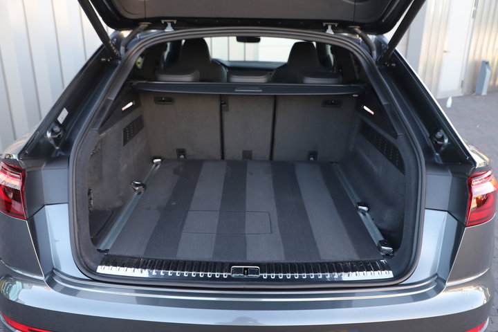 Audi Q8 – achteraanzicht