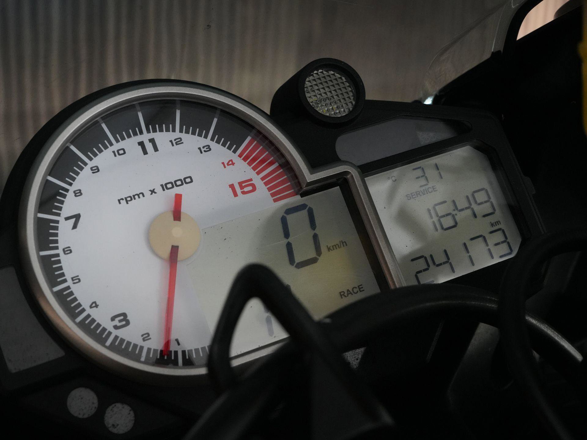 BMW S1000 – dashboard