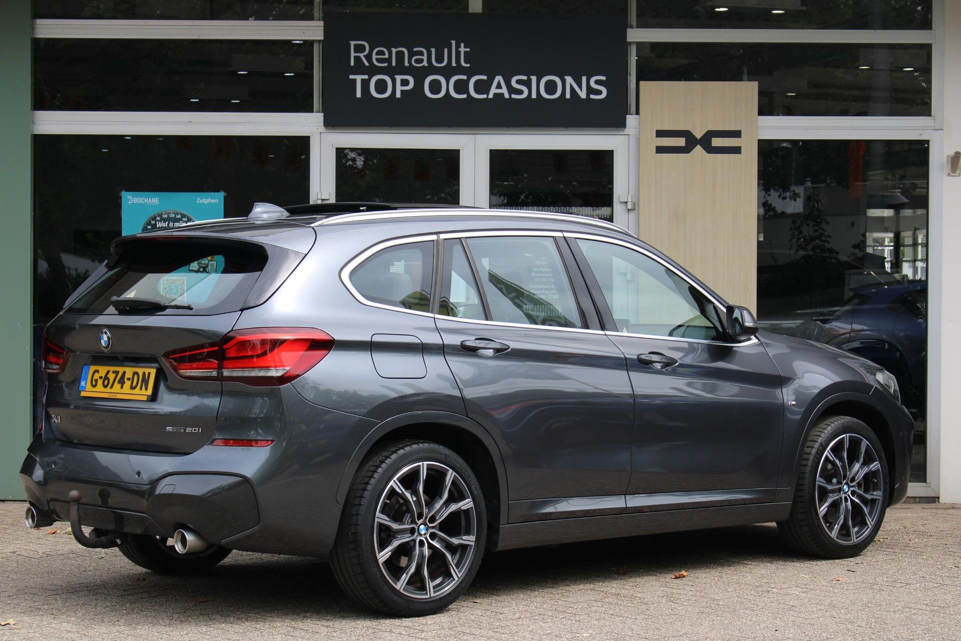 BMW X1 met kenteken G-674-DN – achteraanzicht