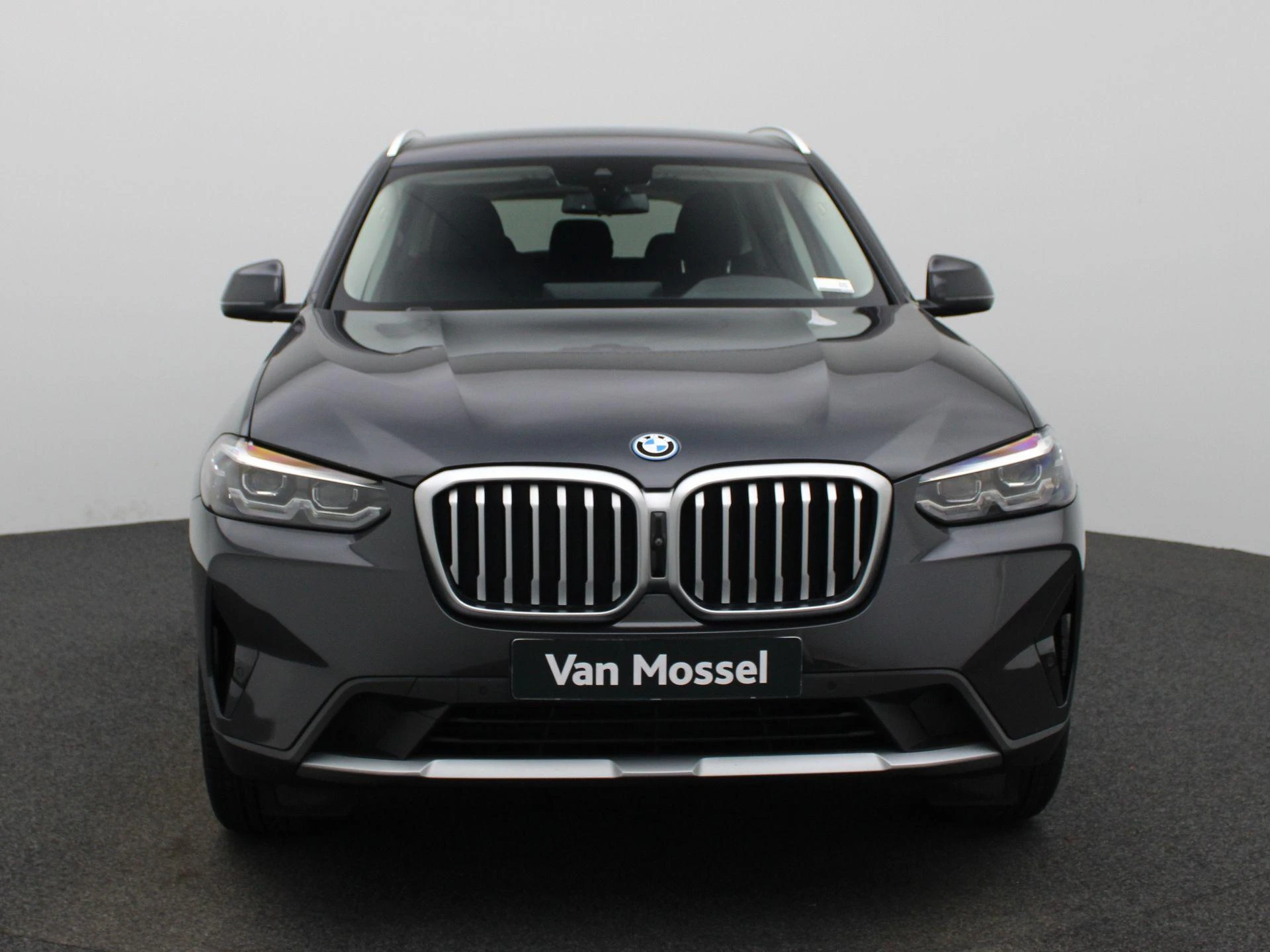BMW X3 met kenteken 44 – autofoto 4