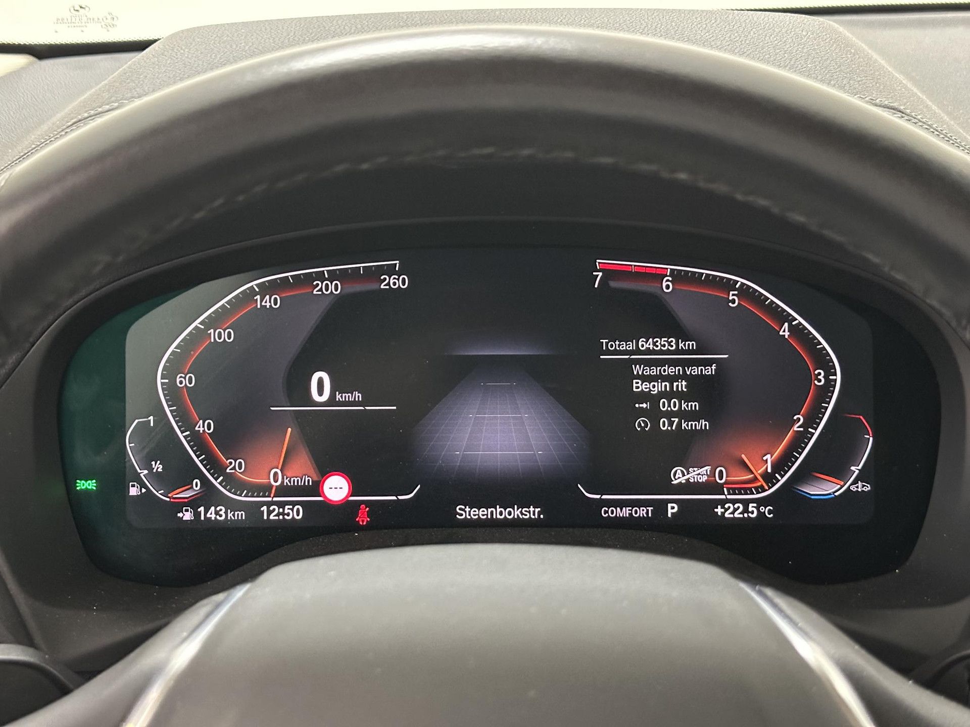 BMW X3 met kenteken J-053-DG – dashboard
