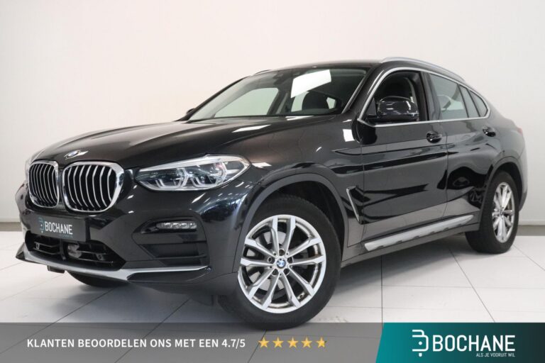 BMW X4 met kenteken J-220-SJ – vooraanzicht