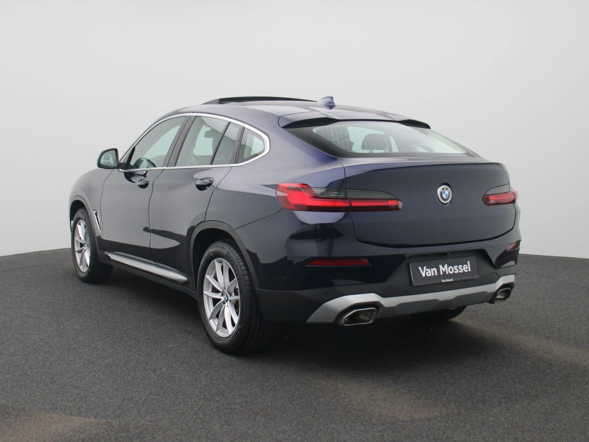 BMW X4 met kenteken KLP-80-R – autofoto 3