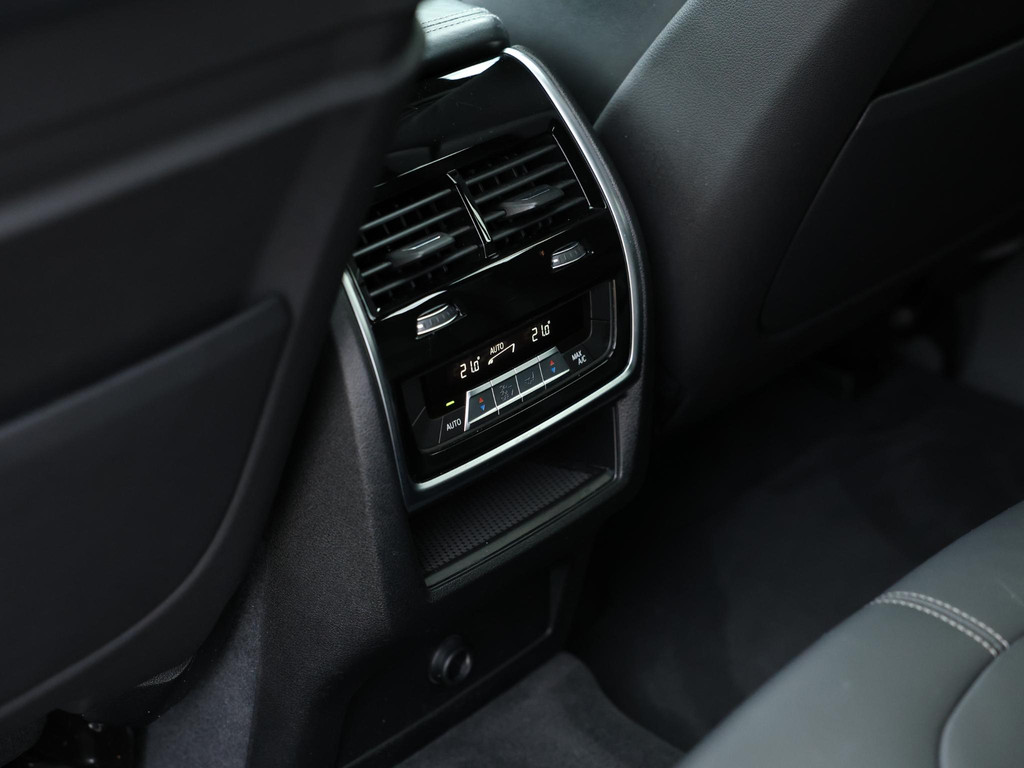 BMW X6 – achteraanzicht