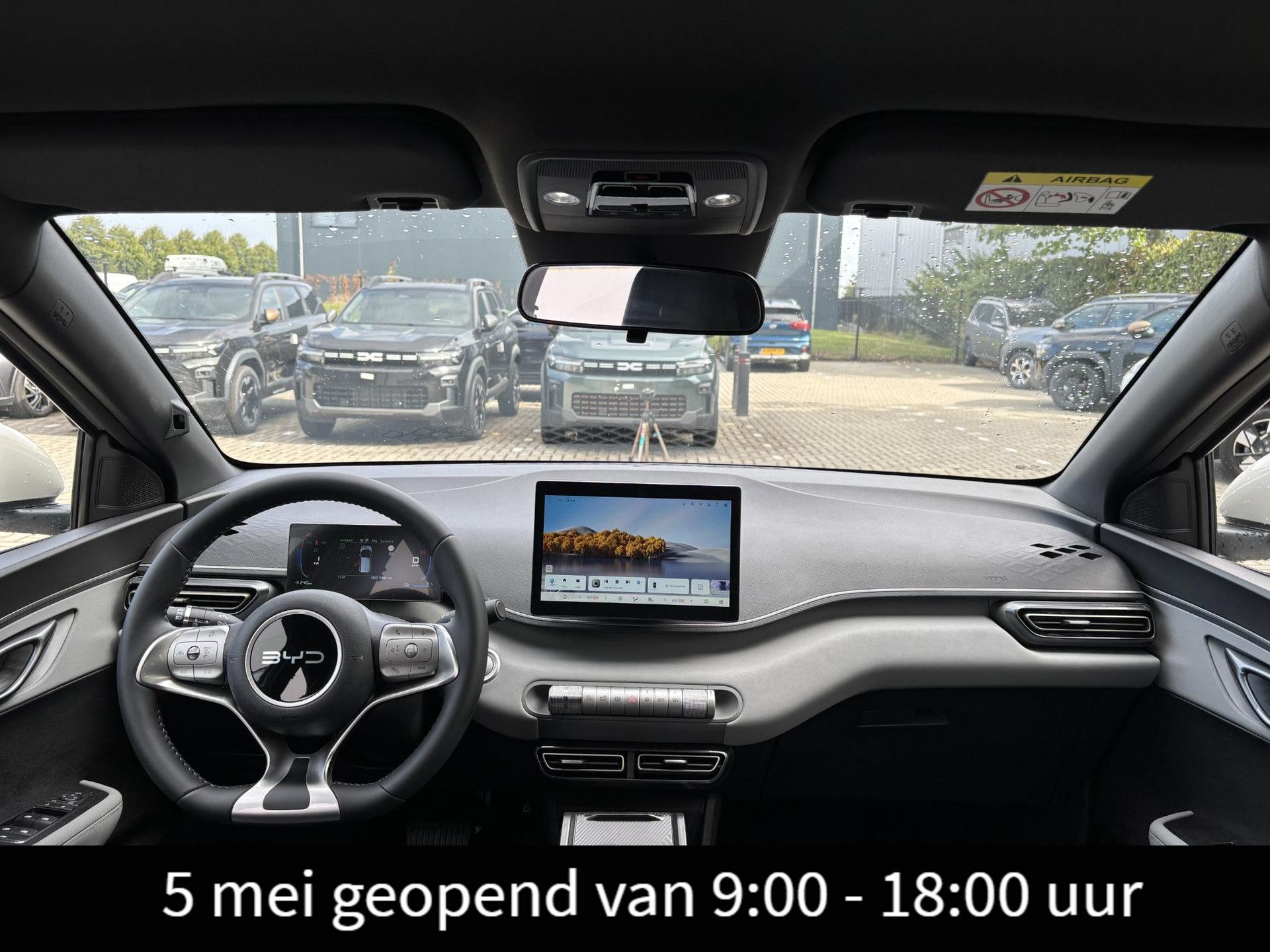 BYD DOLPHINSURF met kenteken KHZ-24-Z – interieur