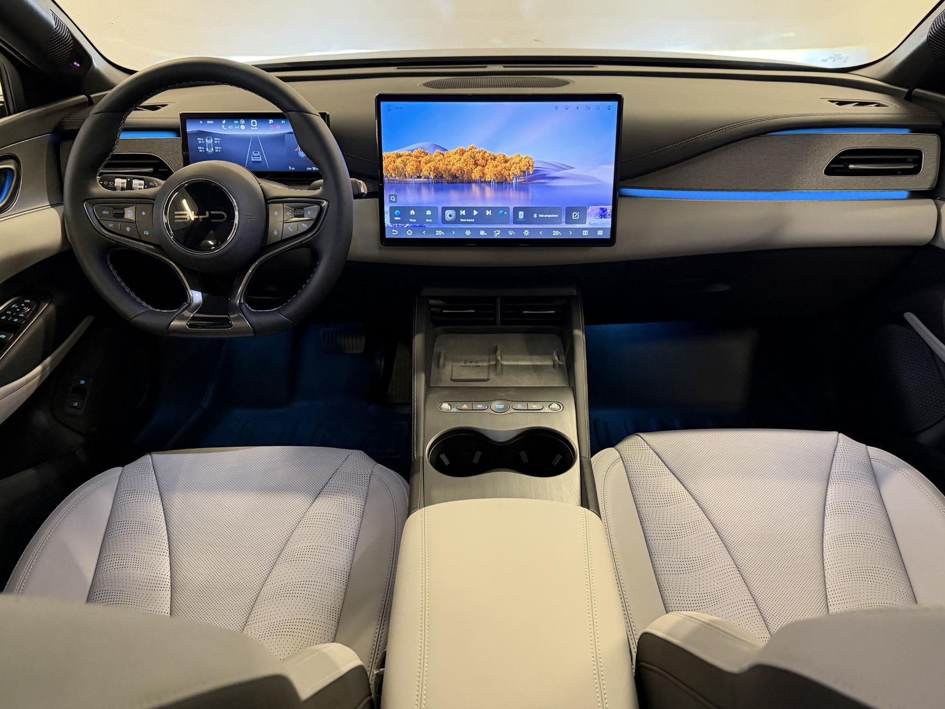 BYD SEAL met kenteken KTJ-92-G – interieur