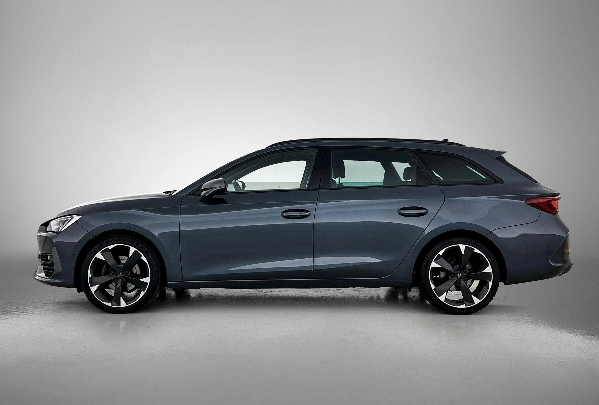 CUPRA LeonSportstourer – autofoto 4