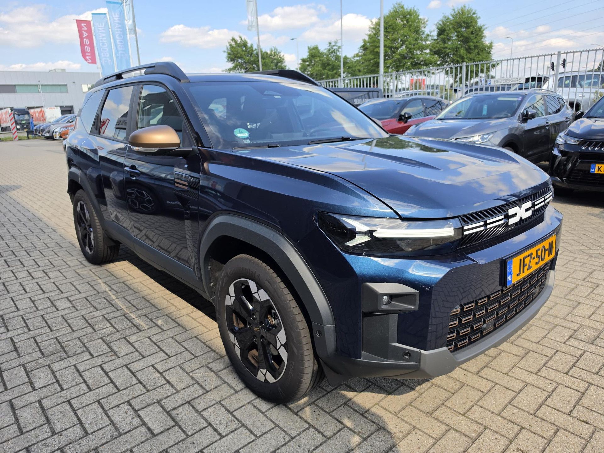 Dacia Bigster met kenteken JFZ-50-N – detailfoto