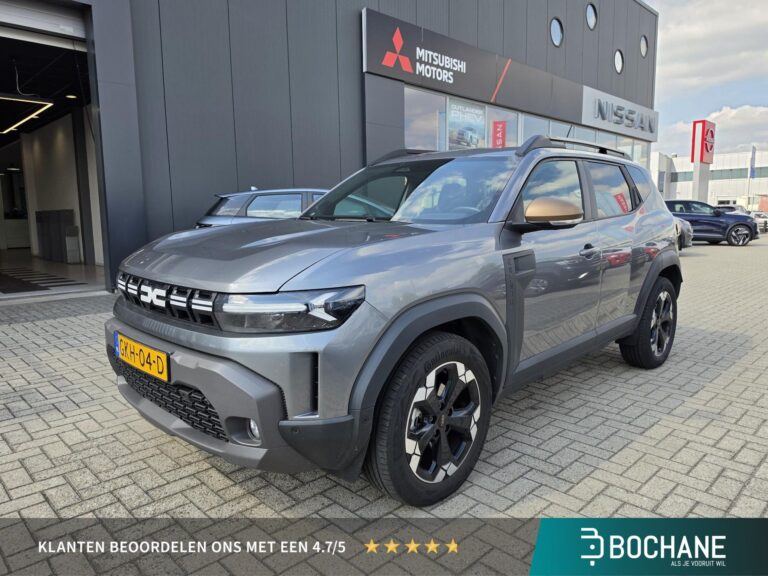 Dacia Duster met kenteken GKH-04-D – vooraanzicht