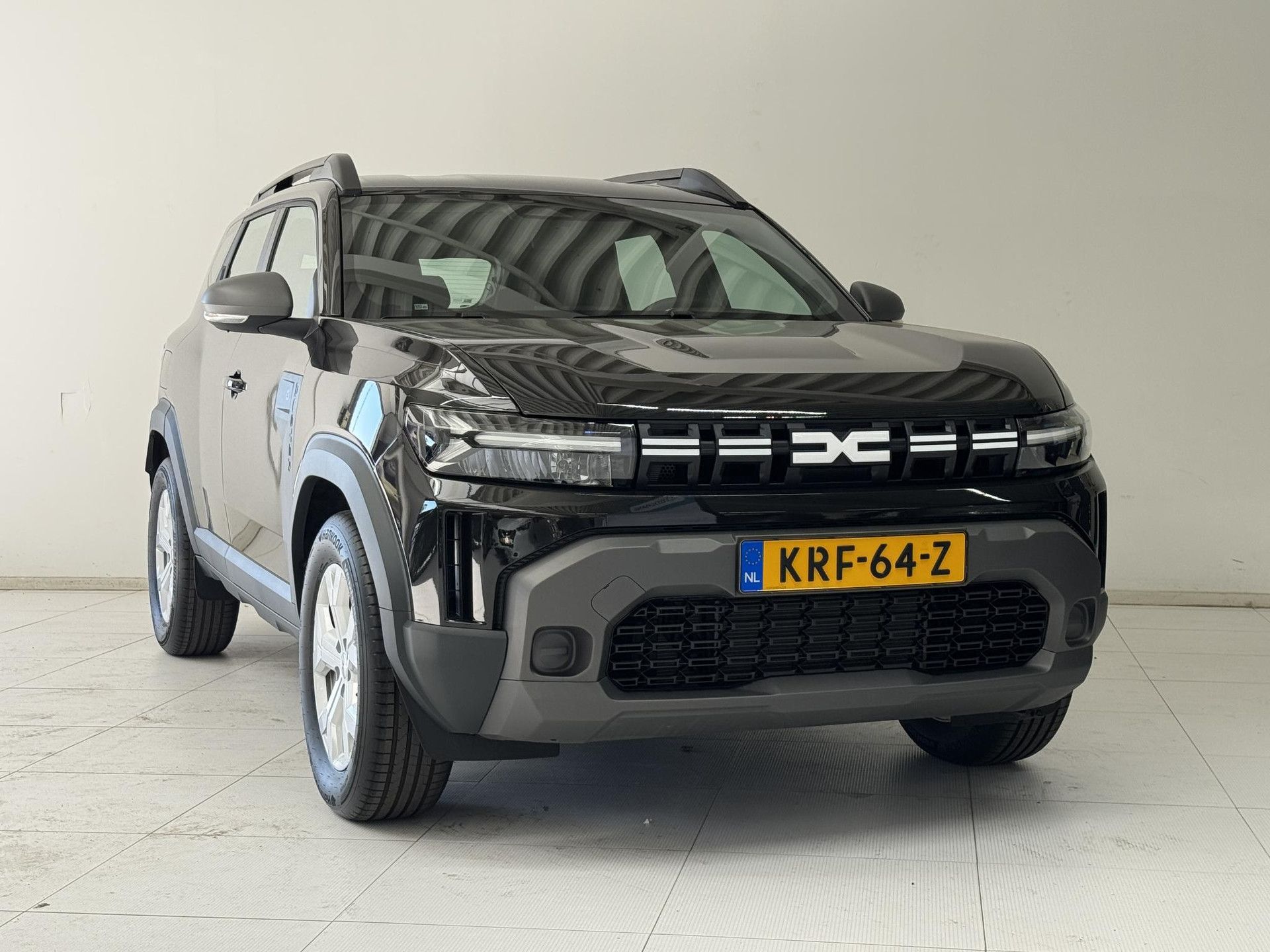 Dacia Duster met kenteken KRF-64-Z – dashboard