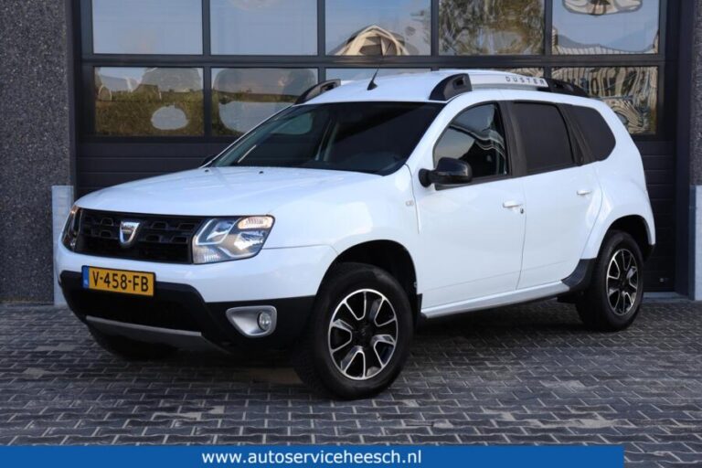 Dacia Duster met kenteken V-458-FB – vooraanzicht