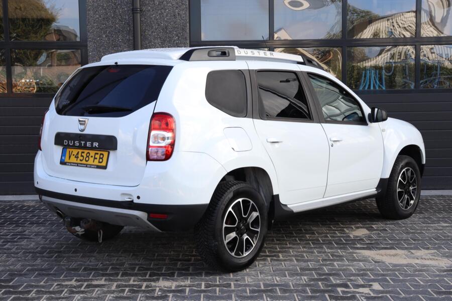 Dacia Duster met kenteken V-458-FB – autofoto 3