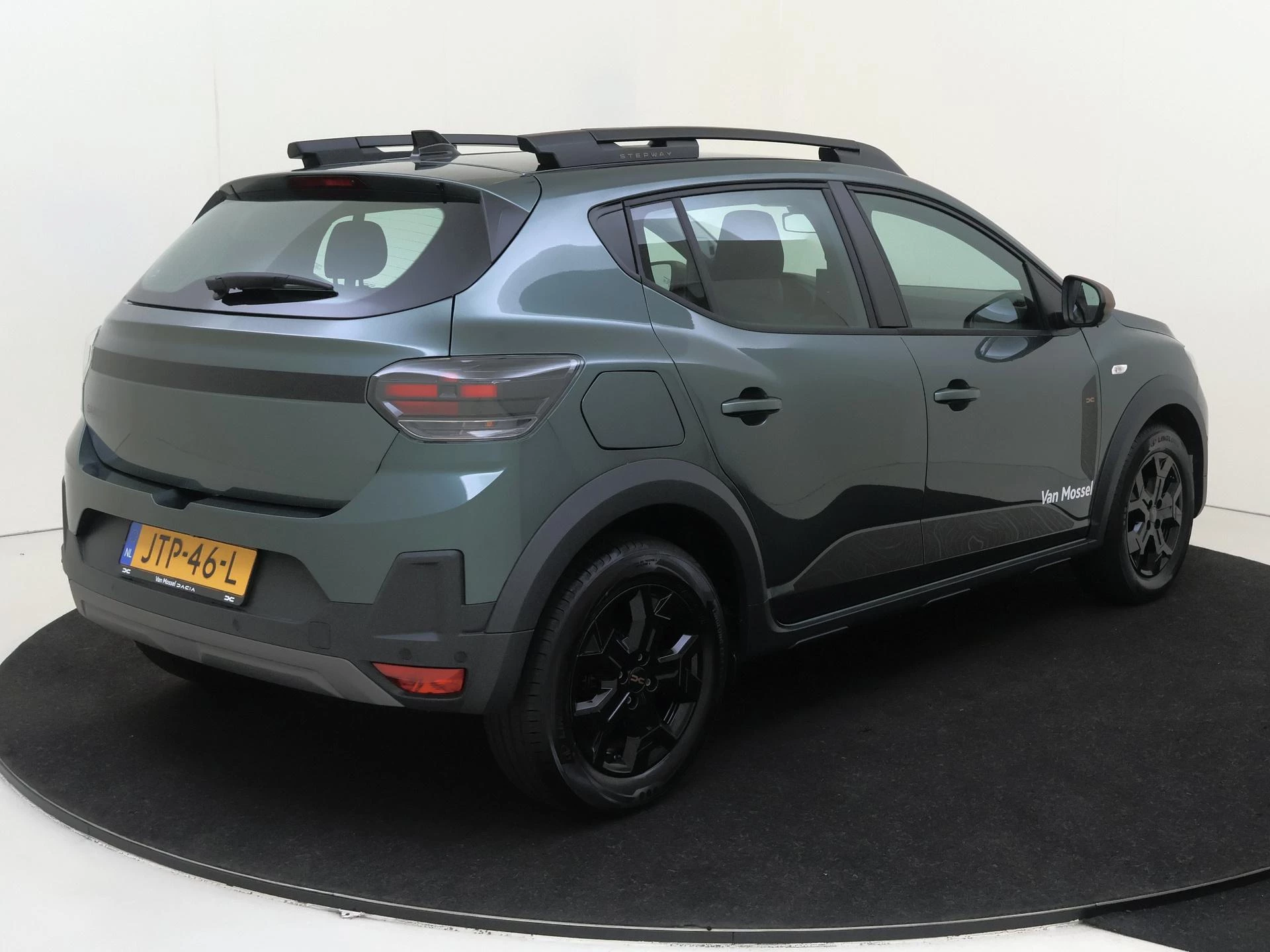 Dacia SanderoStepway met kenteken JTP-46-L – autofoto 5