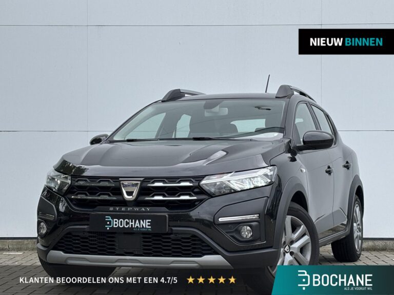 Dacia SanderoStepway met kenteken N-737-JJ – vooraanzicht