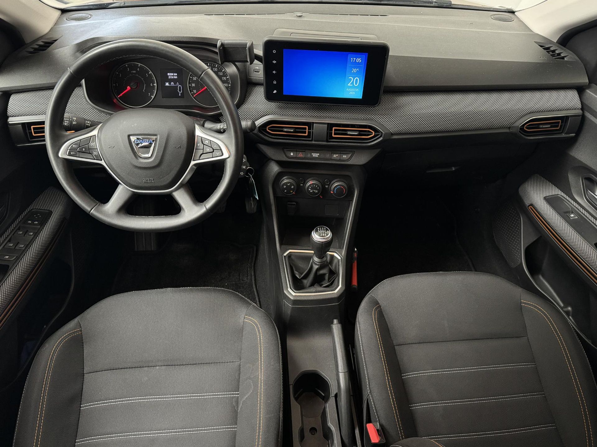 Dacia SanderoStepway met kenteken R-267-JP – interieur
