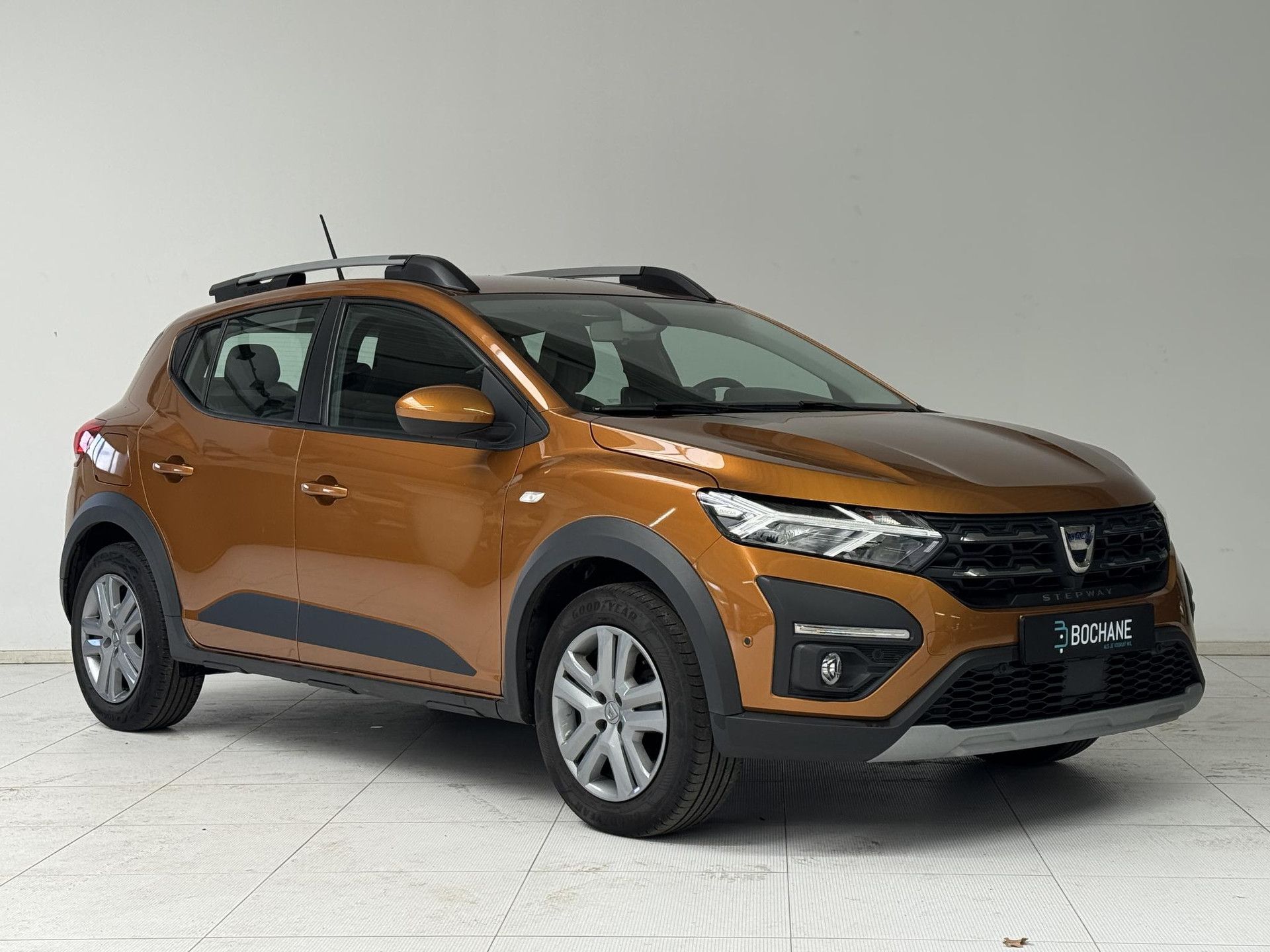 Dacia SanderoStepway met kenteken R-267-JP – detailfoto