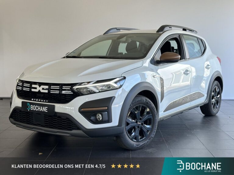 Dacia SanderoStepway met kenteken X-858-FL – vooraanzicht