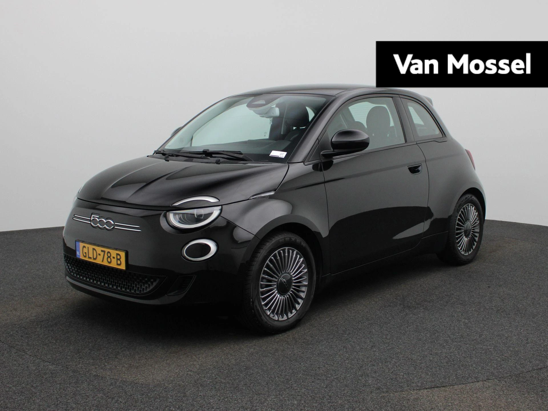 Fiat 500 – autofoto 2
