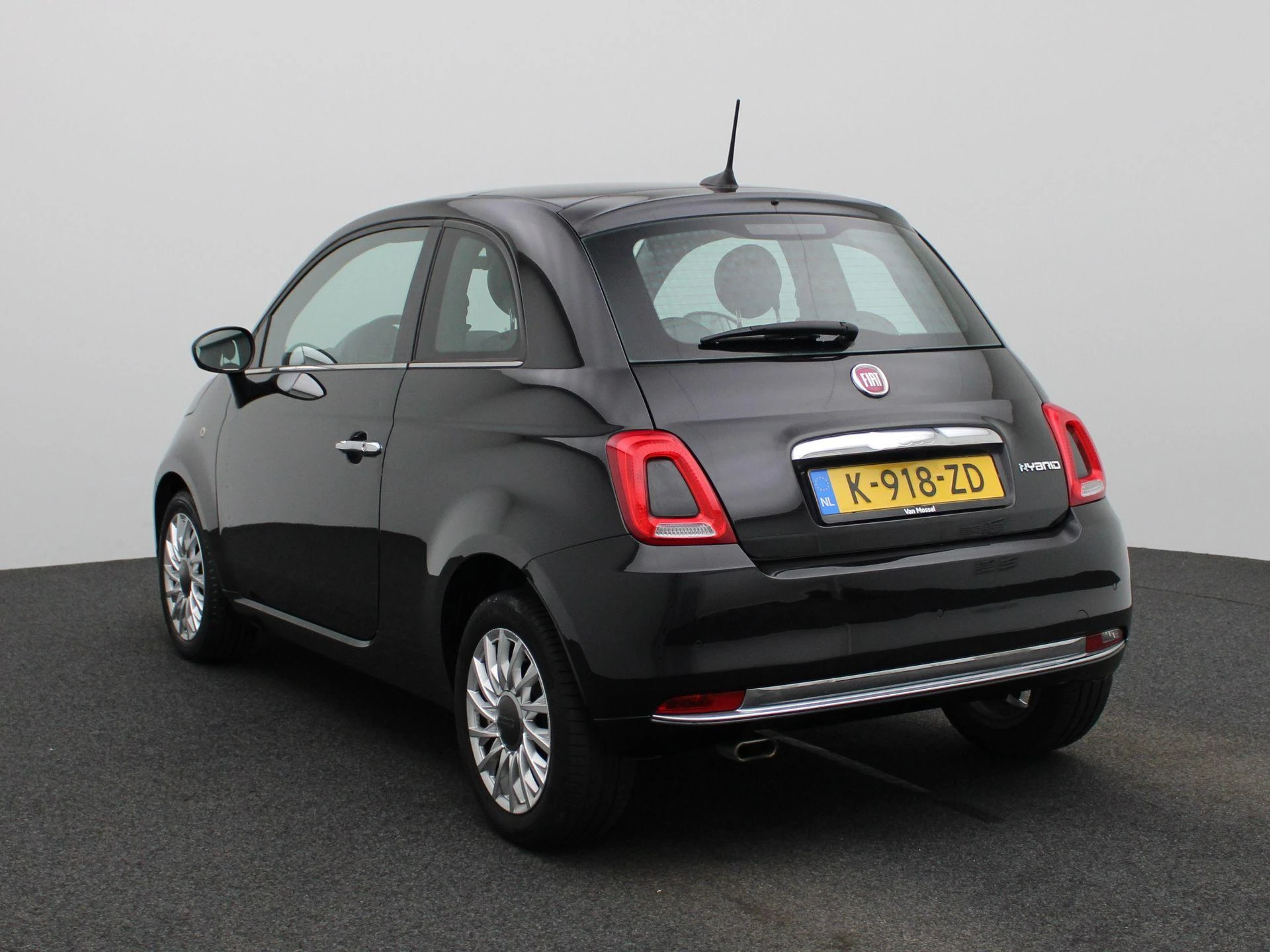 Fiat 500 met kenteken 47100 – autofoto 3