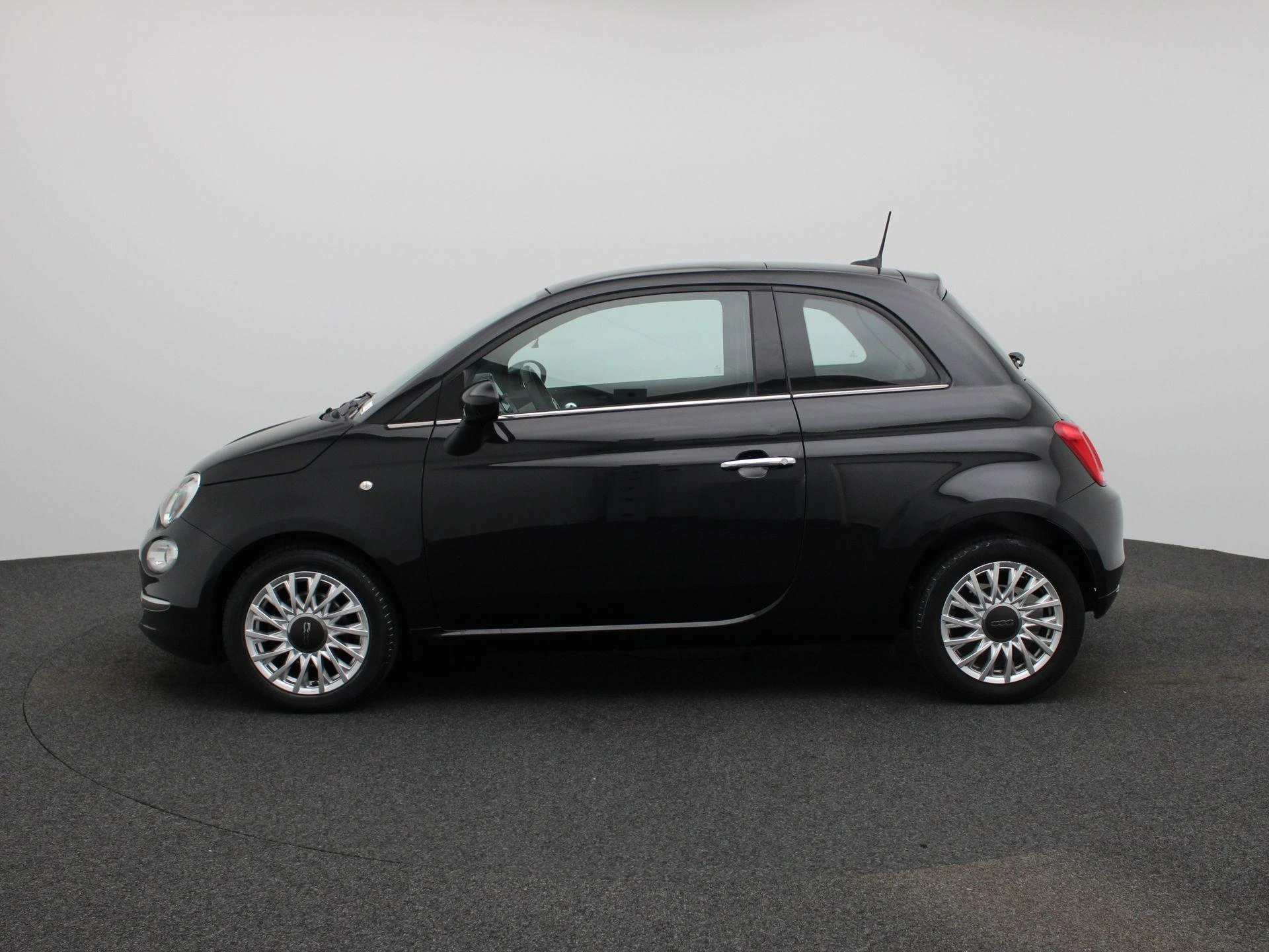 Fiat 500 met kenteken 47100 – autofoto 5