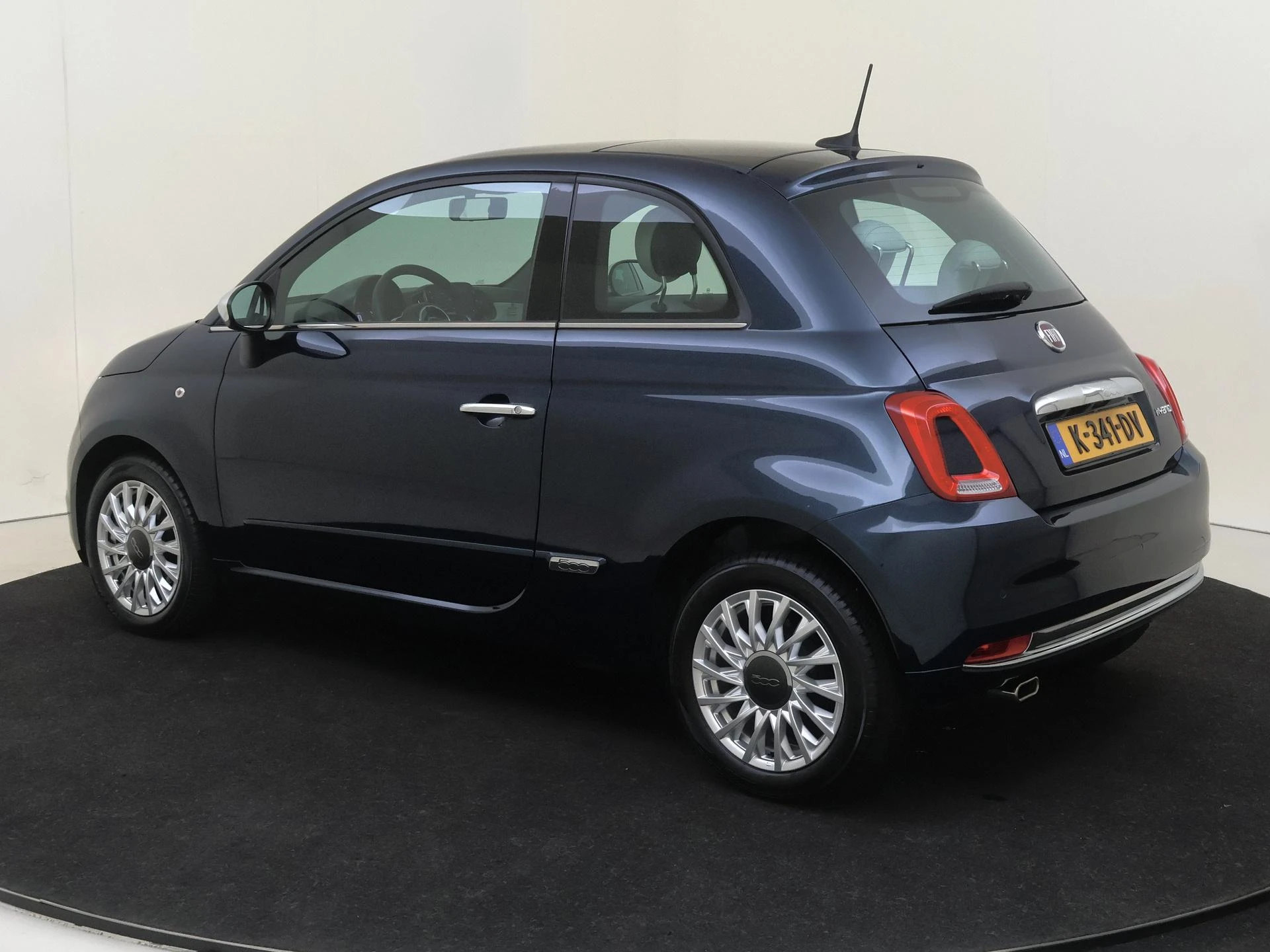 Fiat 500 met kenteken 47100 – autofoto 5