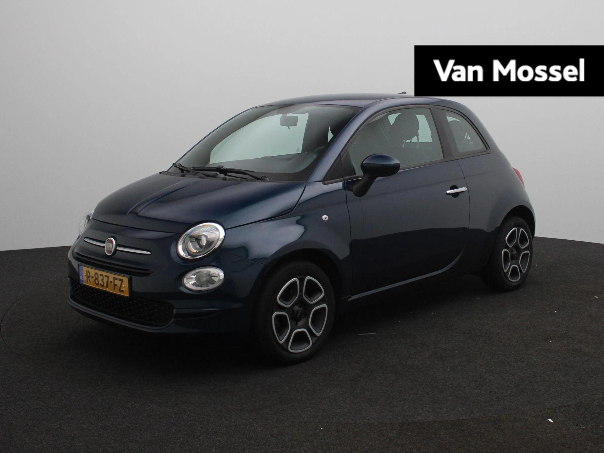 Fiat 500 met kenteken R-837-FZ – autofoto 2