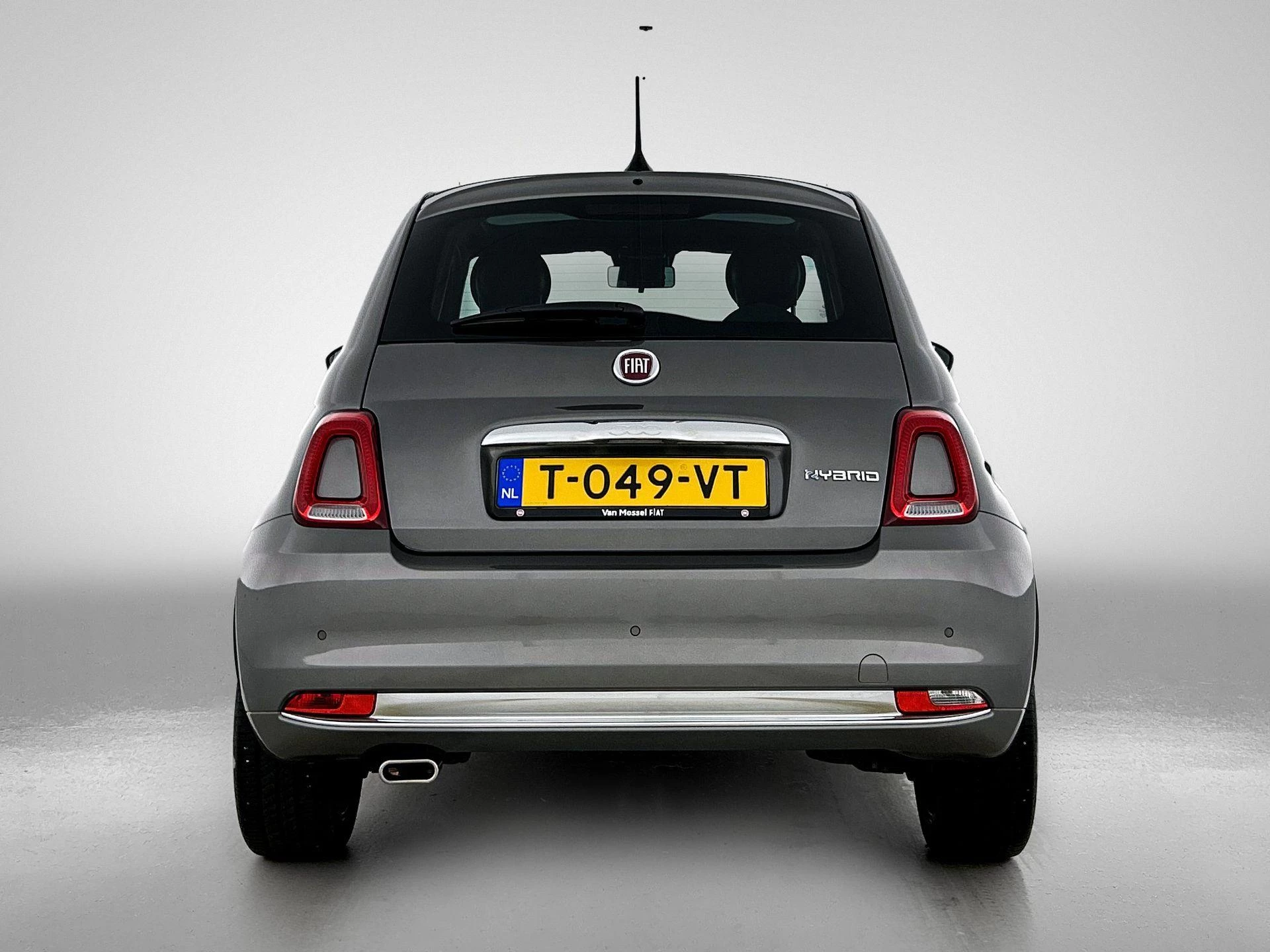 Fiat 500 met kenteken T-049-VT – autofoto 5