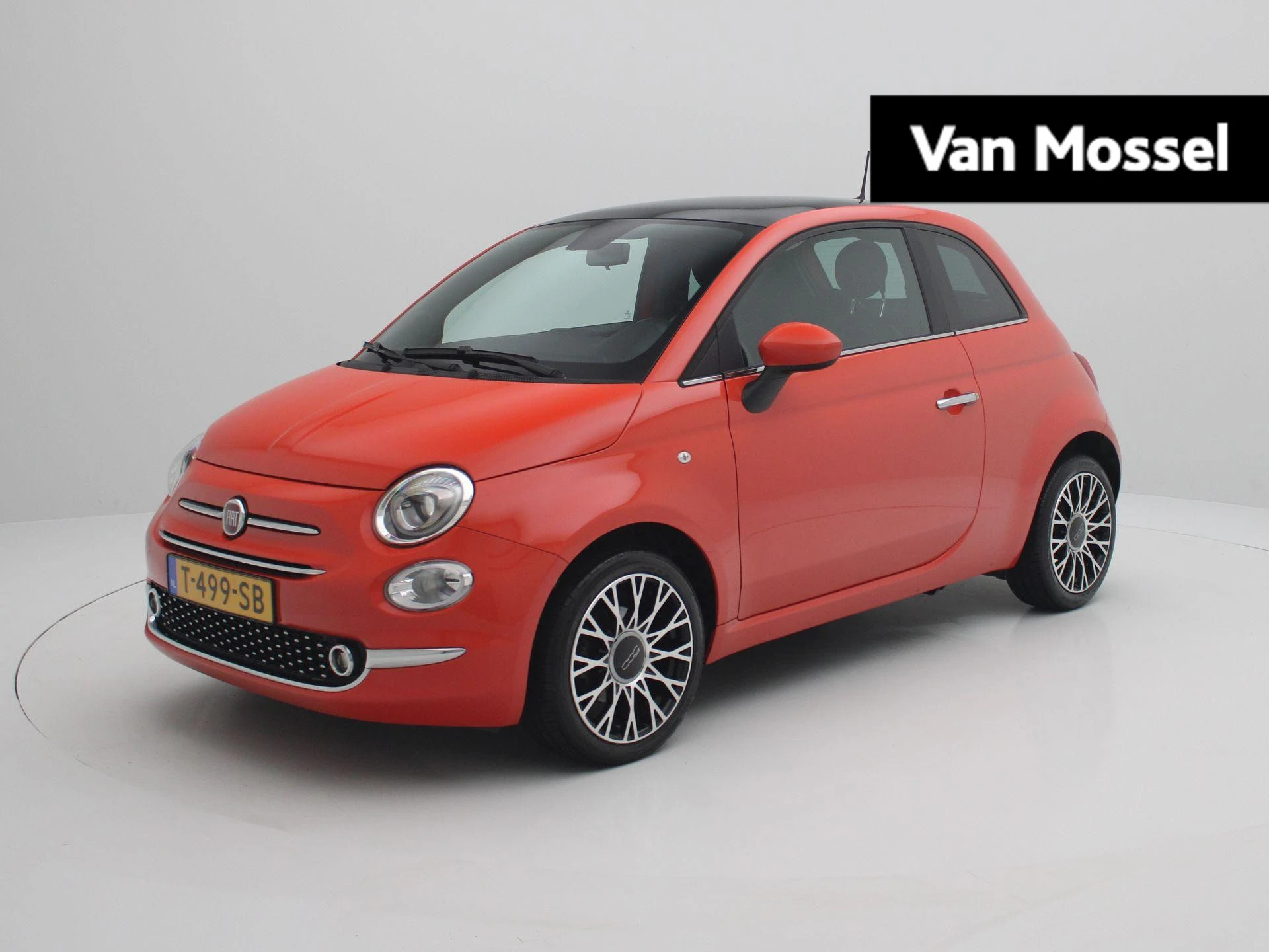 Fiat 500 met kenteken T-499-SB – autofoto 2