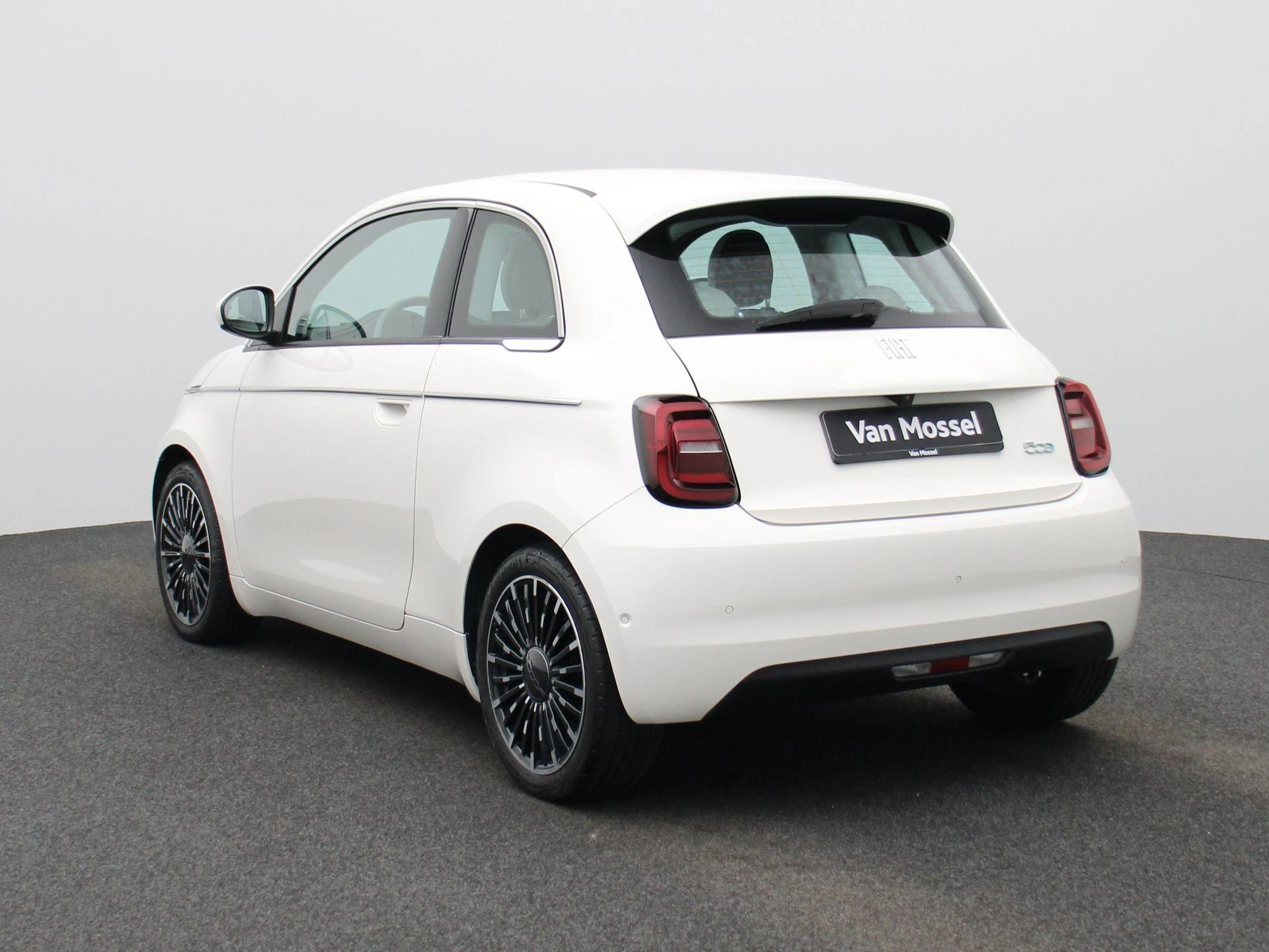 Fiat 500e – autofoto 3