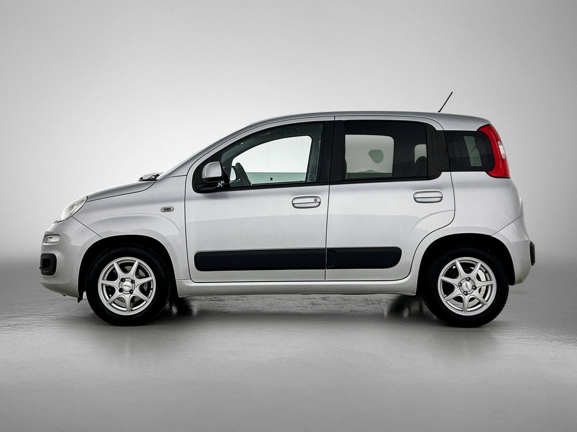 Fiat Panda met kenteken 50100 – autofoto 4