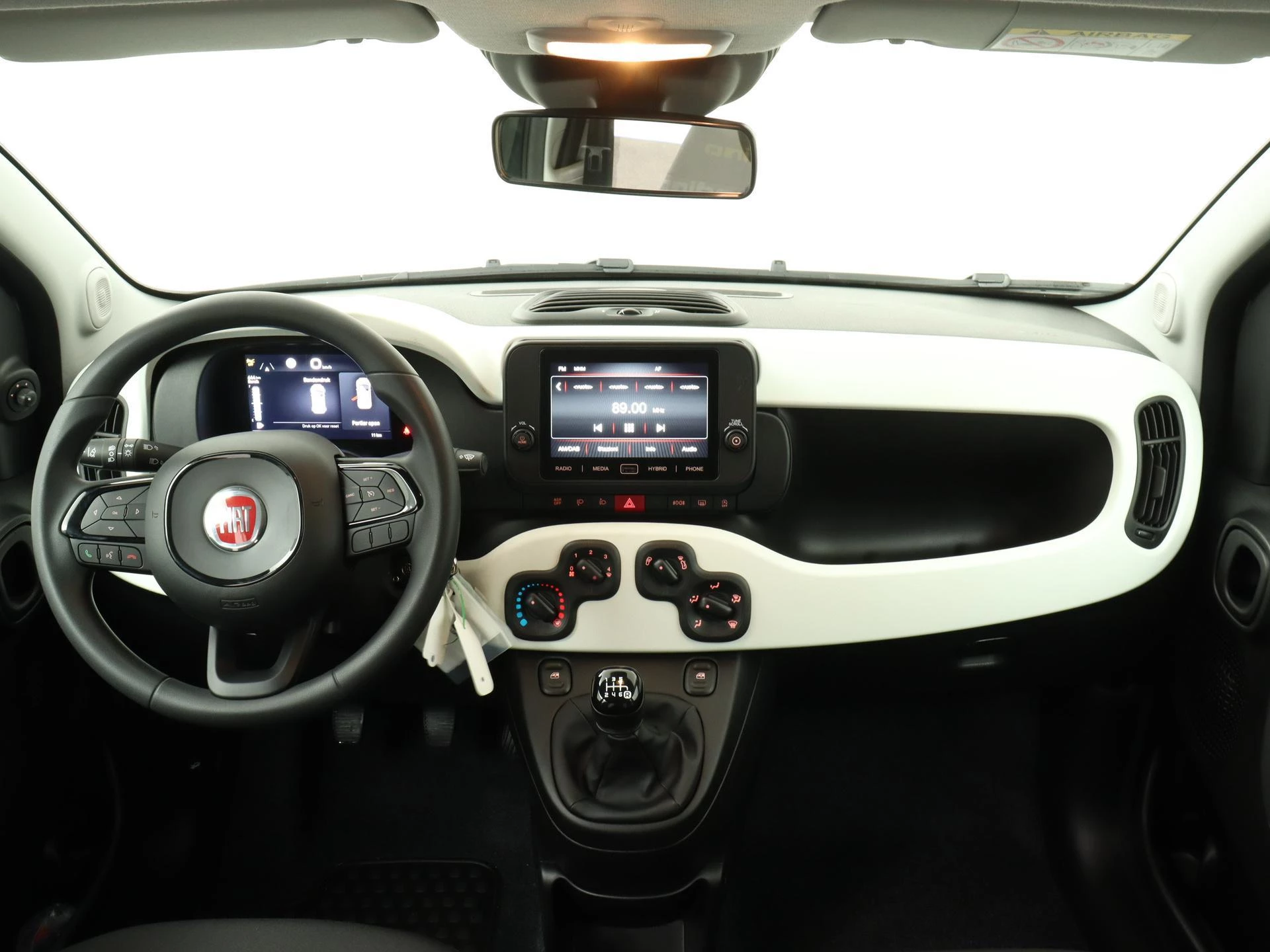 Fiat Panda met kenteken HFV-29-Z – autofoto 4