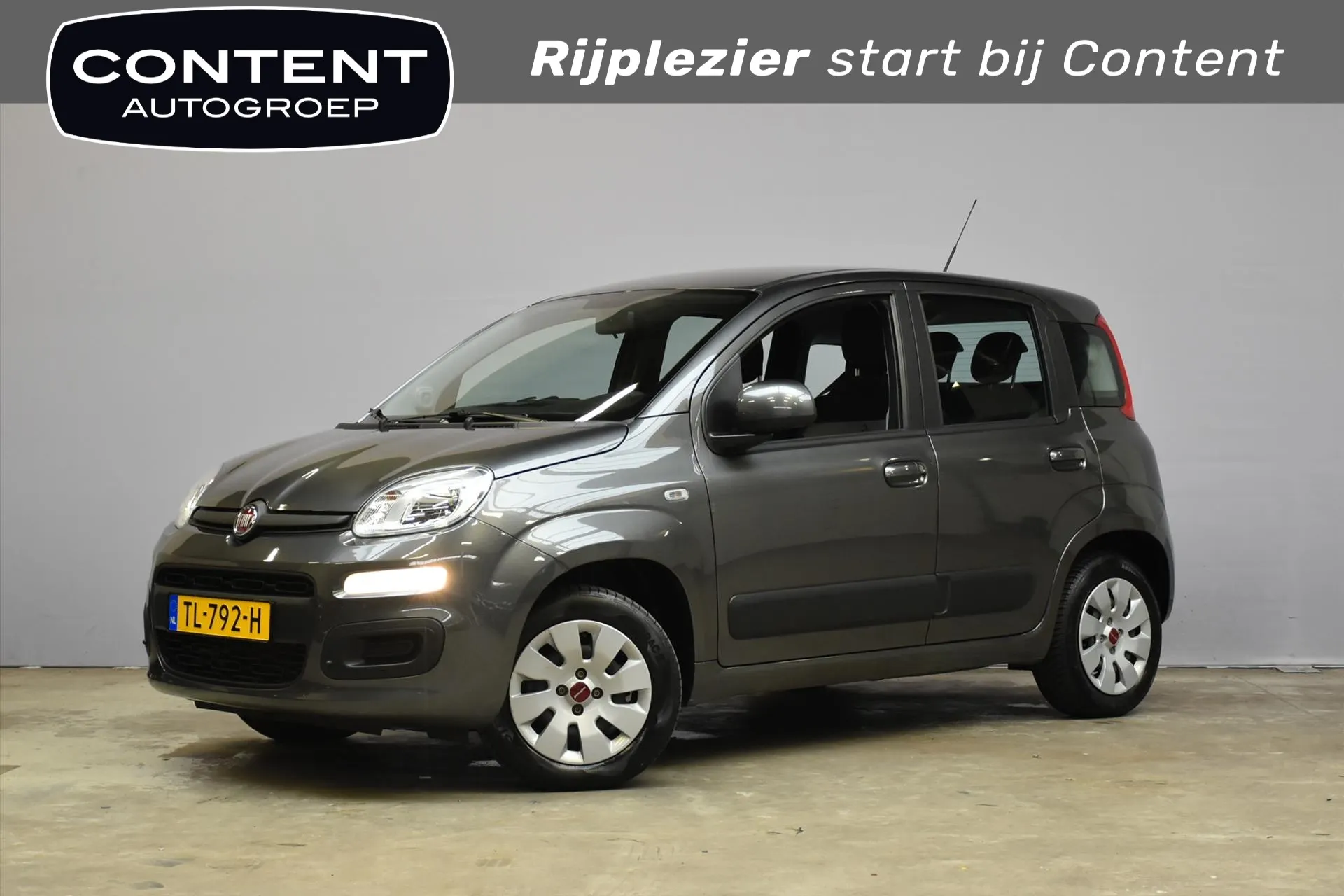 Fiat Panda met kenteken TL-792-H – vooraanzicht